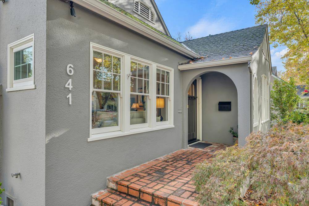 Sacramento, CA 95816,641 Santa Ynez WAY