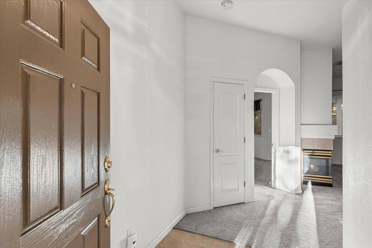 Galt, CA 95632,973 Blackwell WAY