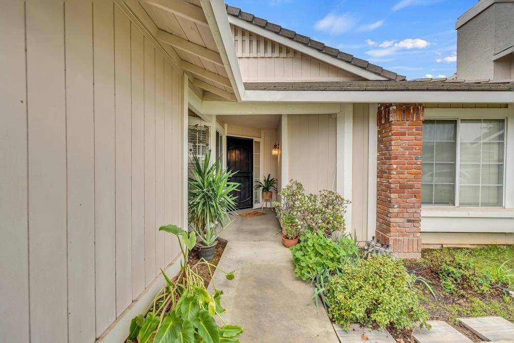 Galt, CA 95632,716 Summit Lakes WAY