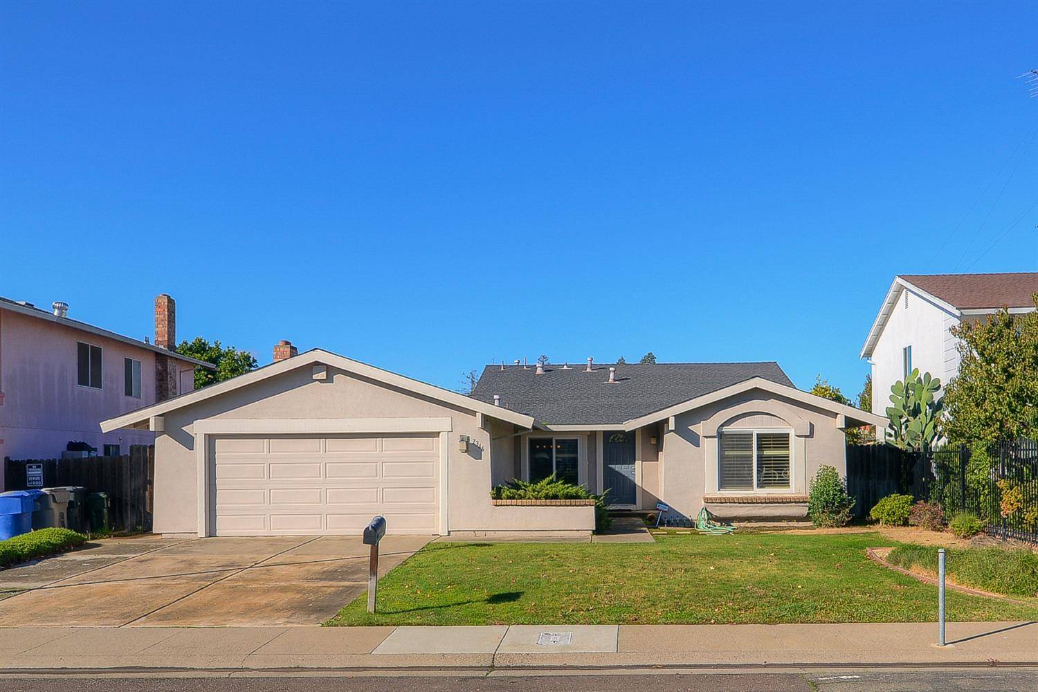 Sacramento, CA 95823,7346 Alcedo CIR