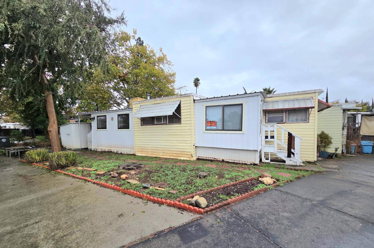 Citrus Heights, CA 95621,5935 Auburn BLVD #4