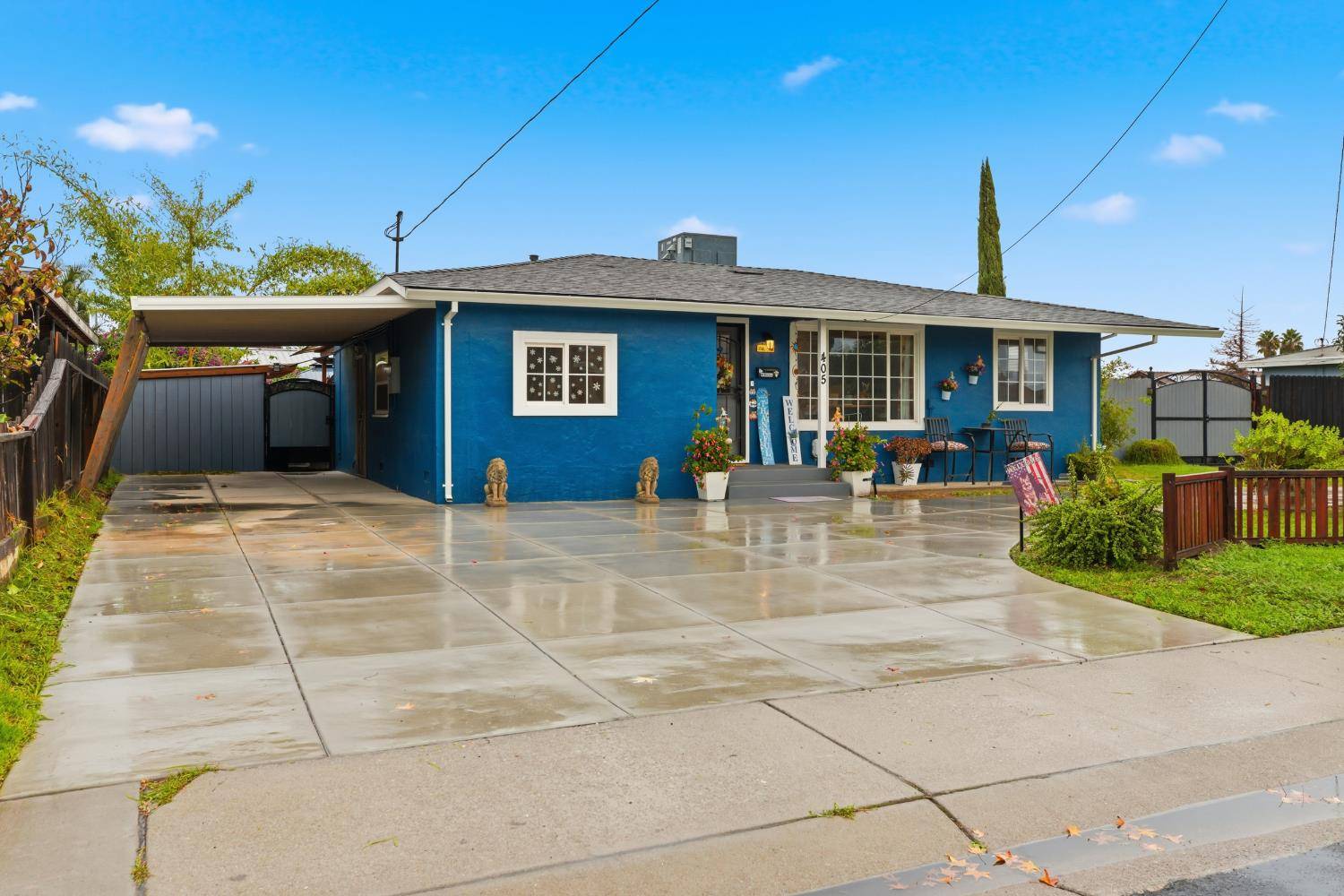 Manteca, CA 95336,405 E Edison ST