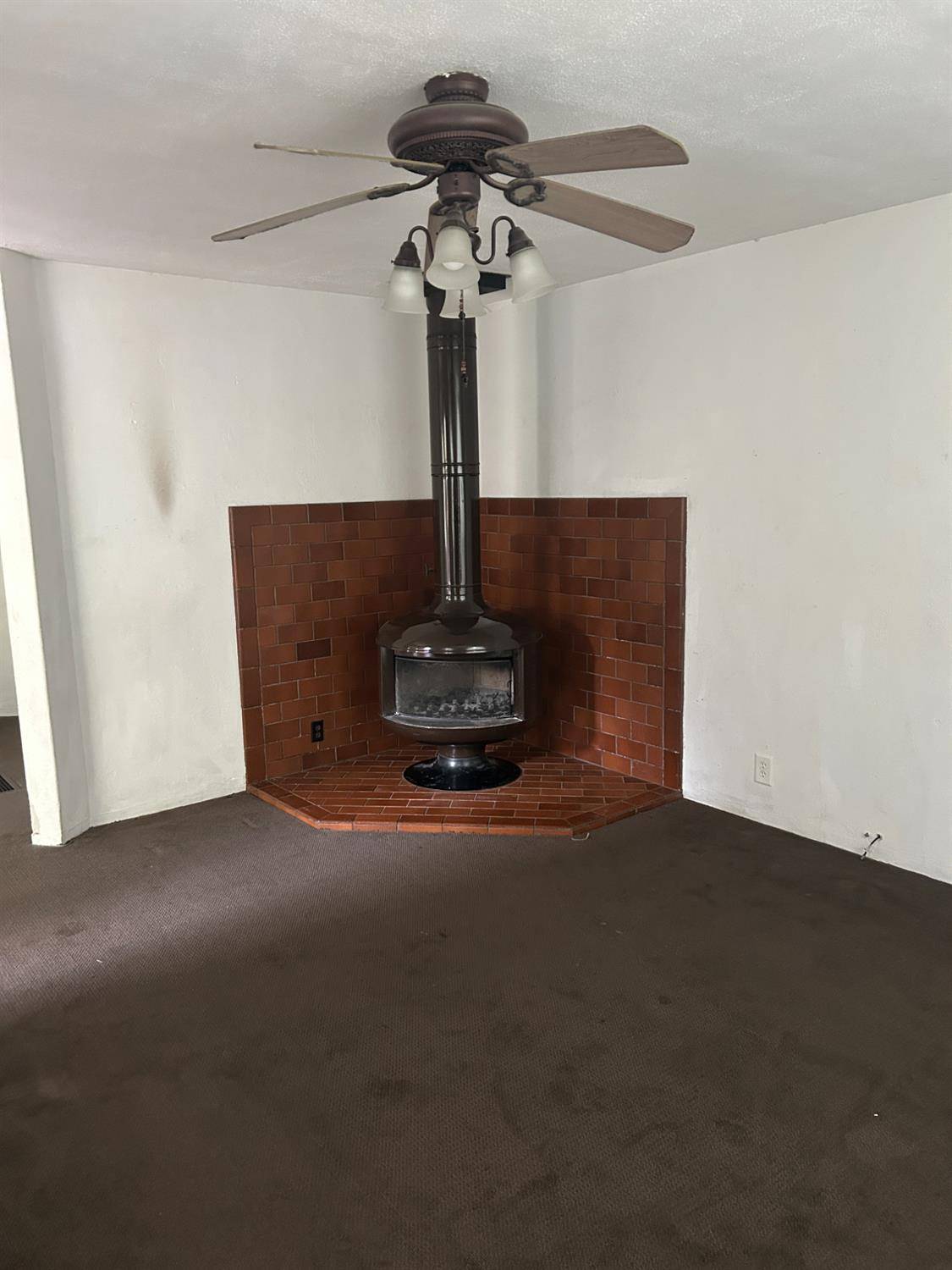 Tracy, CA 95376,142 Berverdor AVE