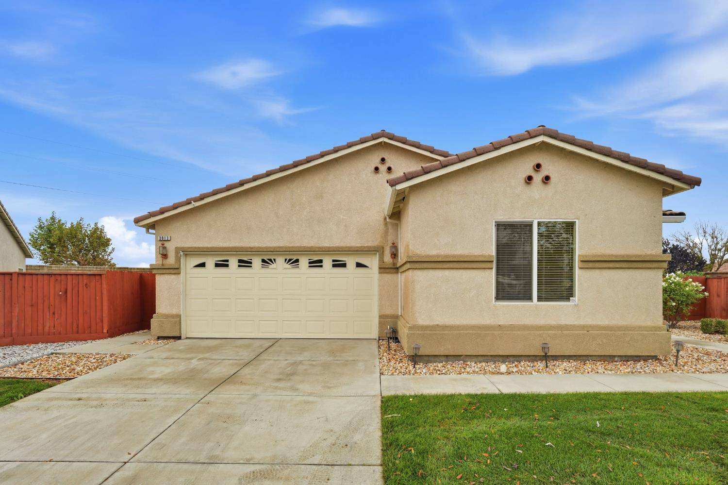 Los Banos, CA 93635,3013 La Vina CIR