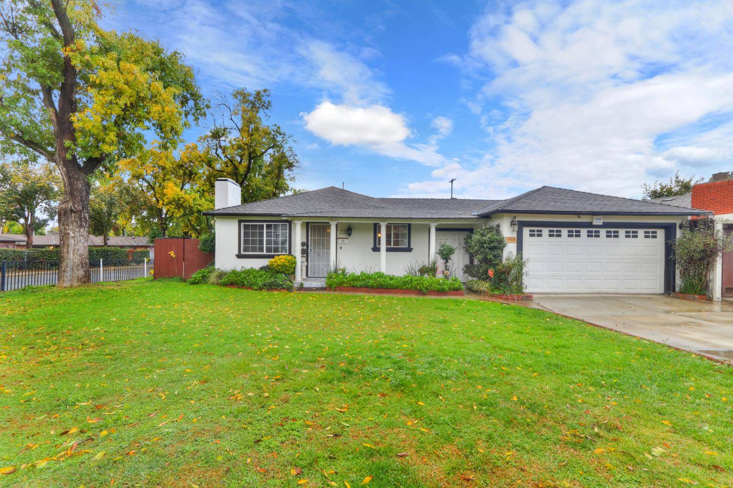 Modesto, CA 95351,1518 Victor WAY