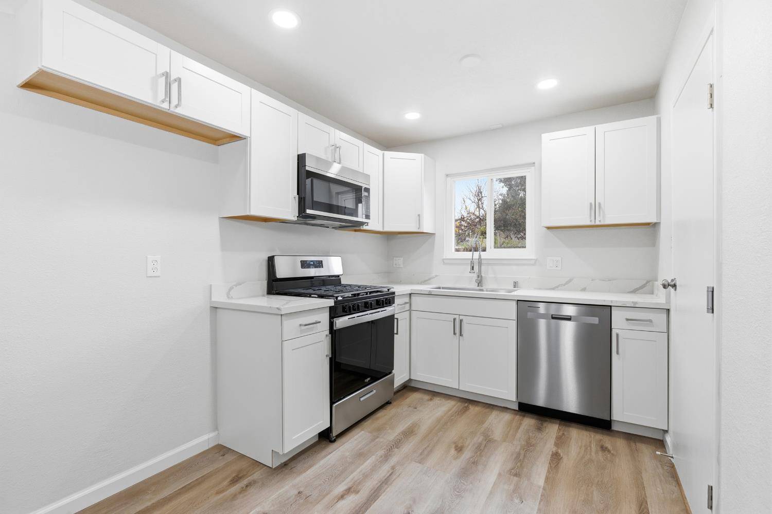 Modesto, CA 95354,617 Merrimac CT