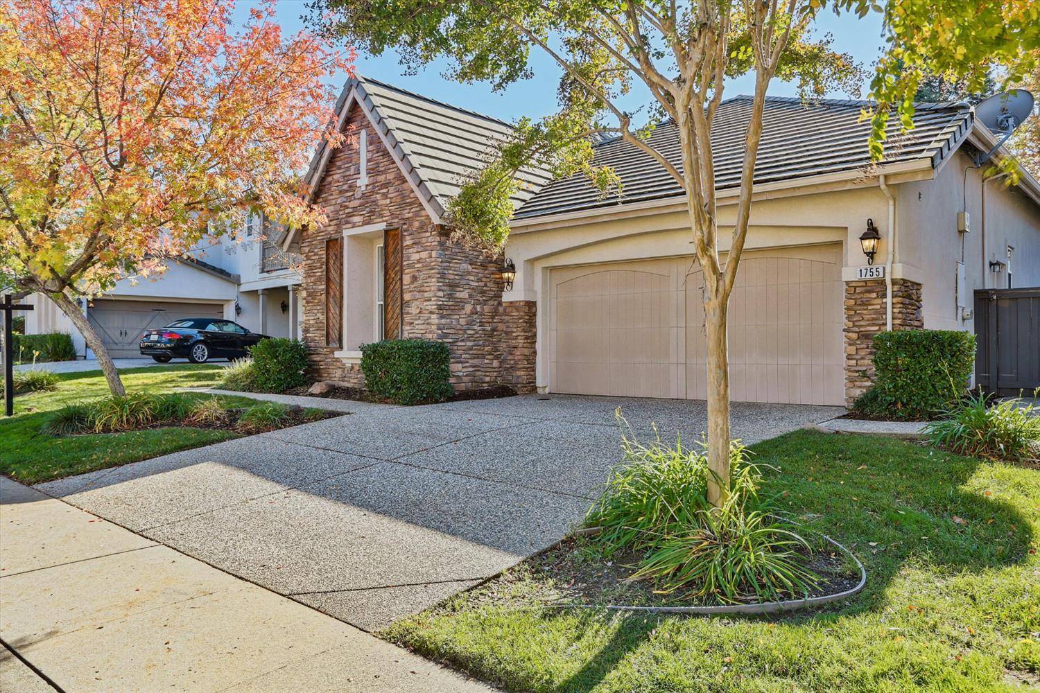 Folsom, CA 95630,1755 Langholm WAY