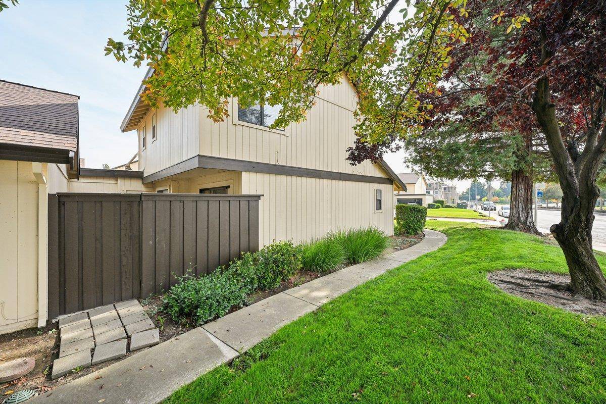 Sacramento, CA 95823,8501 Center Pkwy