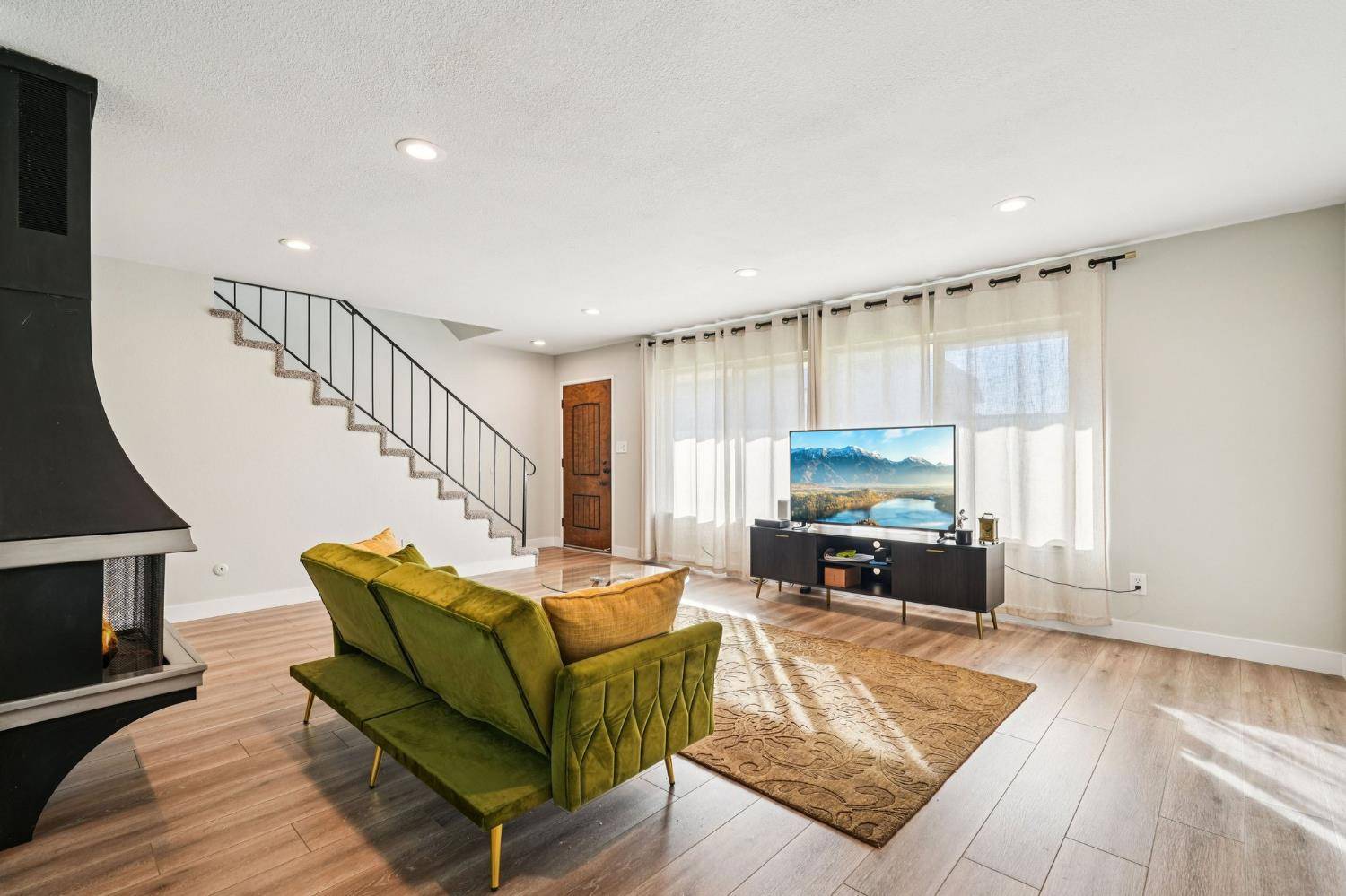 Carmichael, CA 95608,5971 Via Casitas