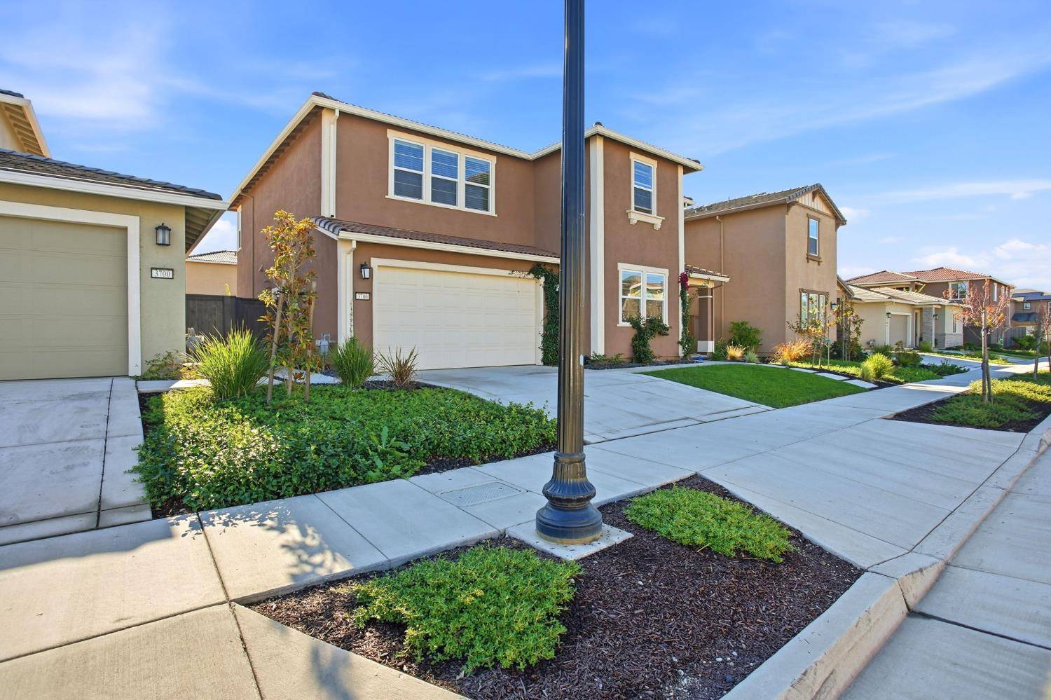 Sacramento, CA 95835,3706 Yellow Leaf AVE