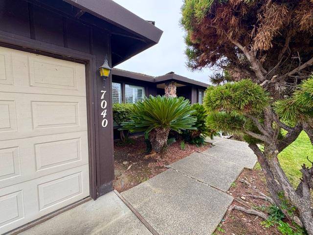 Sacramento, CA 95831,7040 Waterview WAY