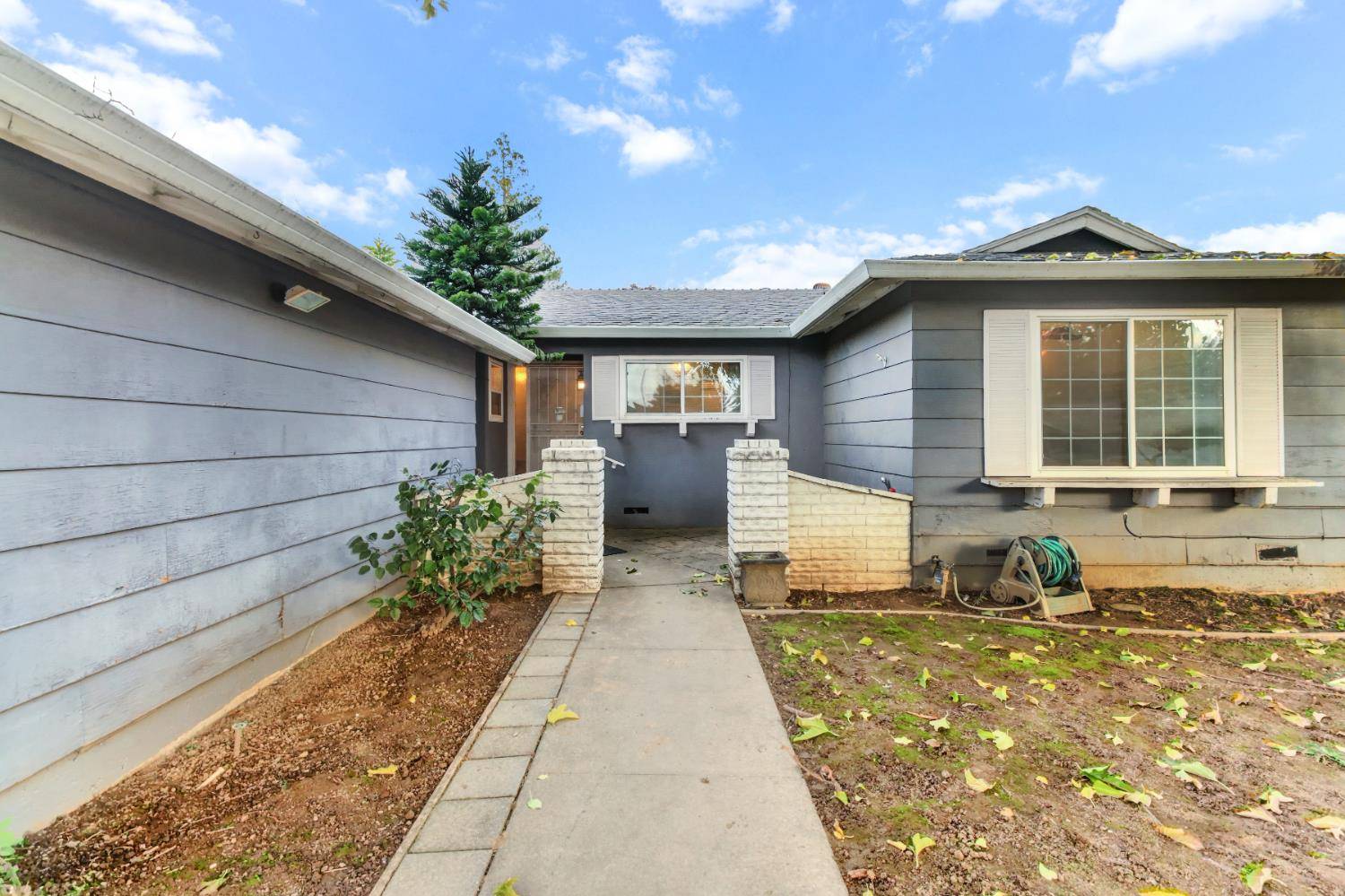 Sacramento, CA 95826,2833 Sandbrook CT