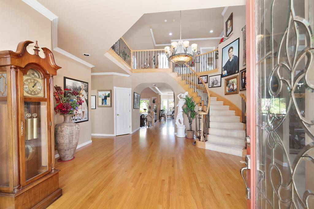 Folsom, CA 95630,100 Hinkle CT