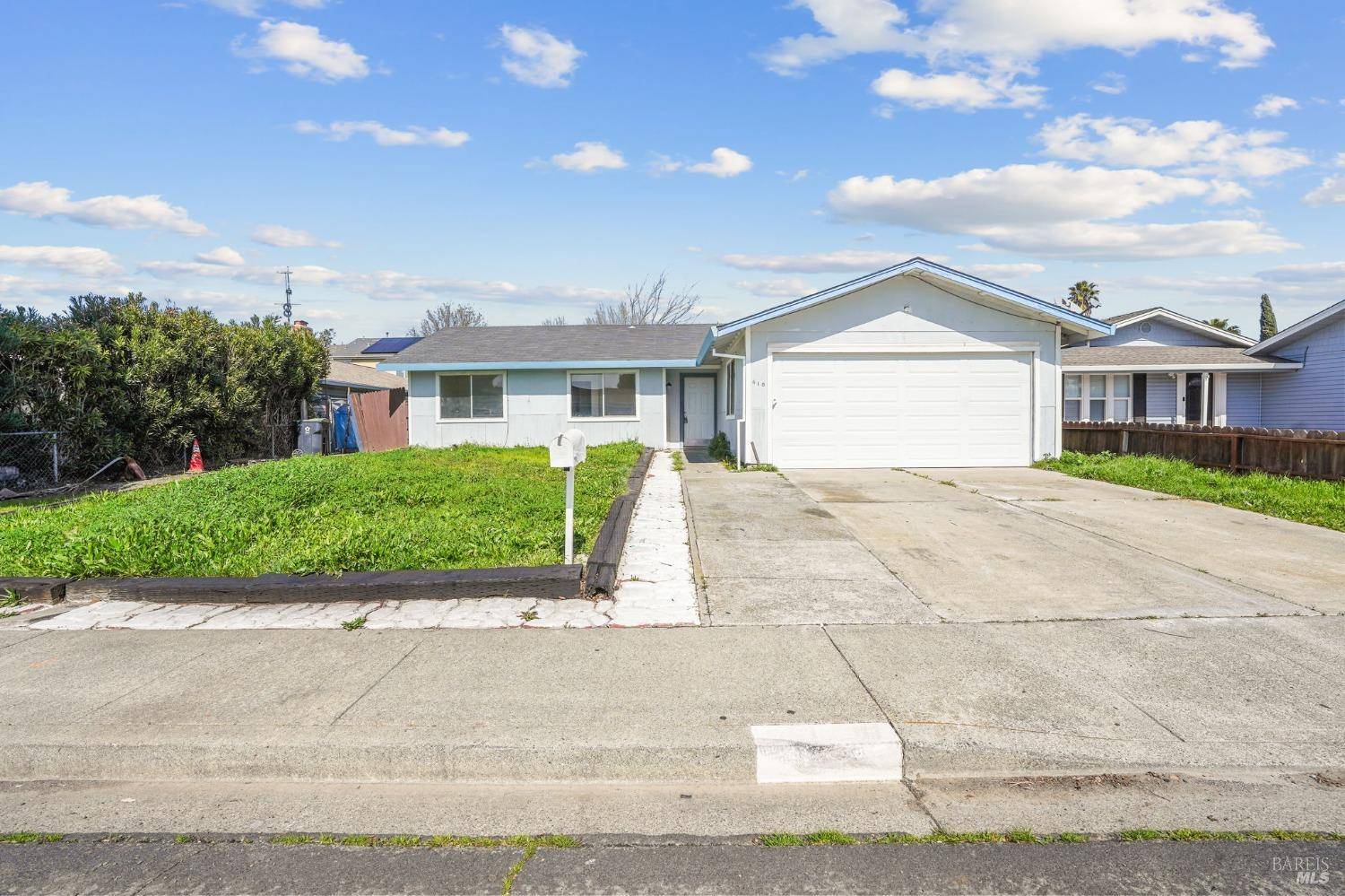 Suisun City, CA 94585,418 Sarah WAY