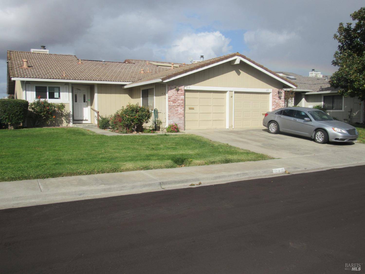 Vacaville, CA 95687,210 Grand Canyon DR