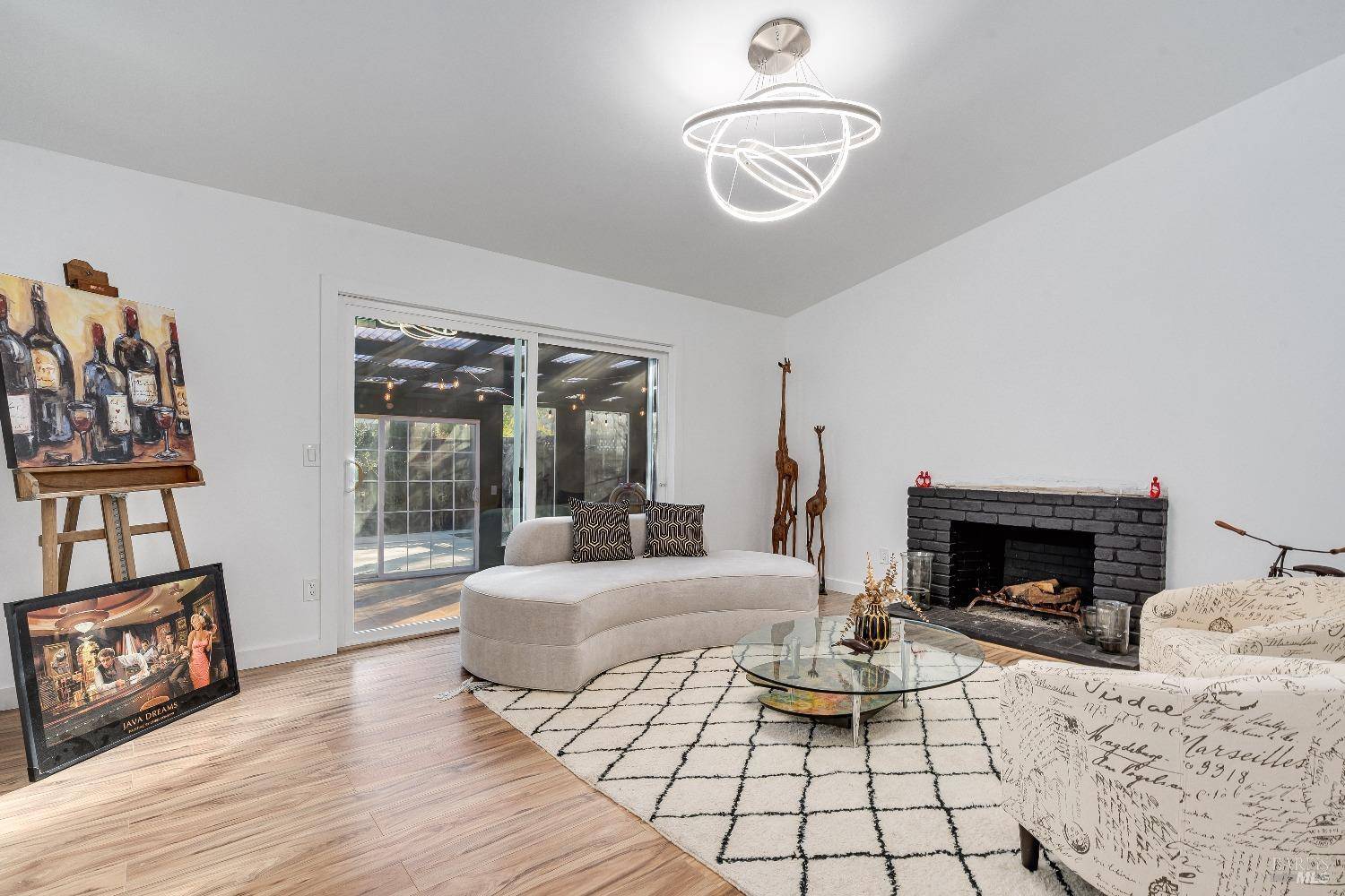 Sonoma, CA 95476,17849 San Jacinto DR