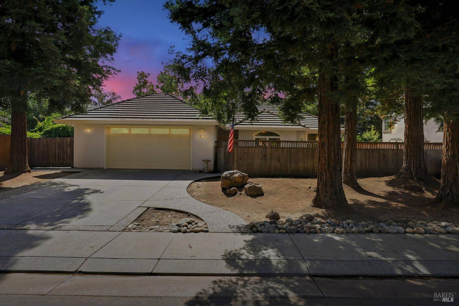 Dixon, CA 95620,1615 Sequoia WAY