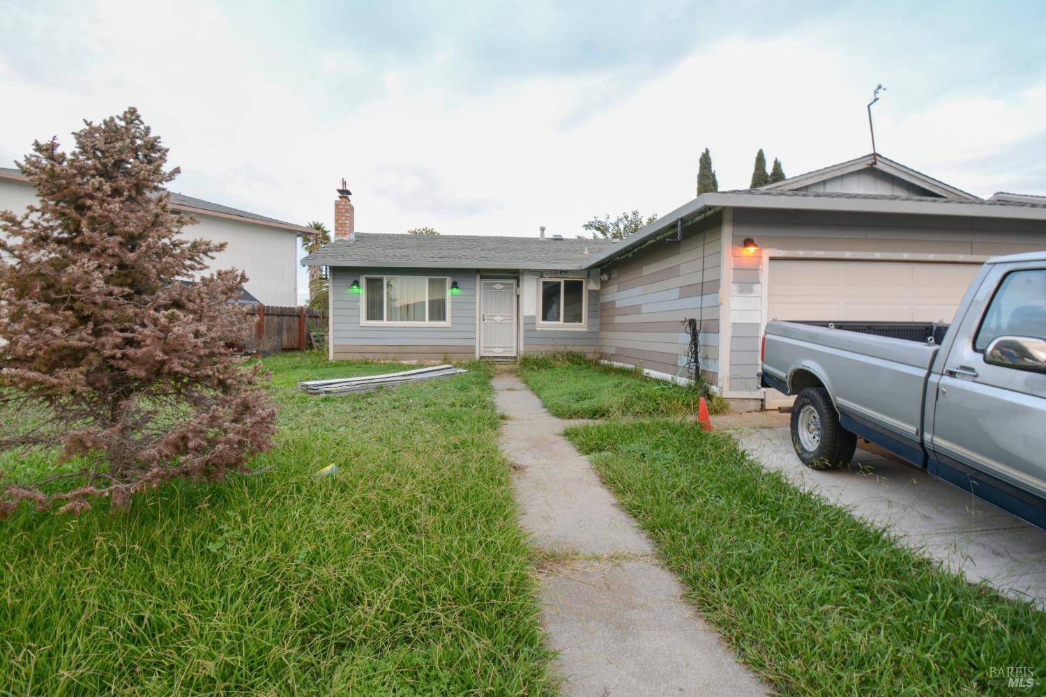 Suisun City, CA 94585,609 Ring Neck LN