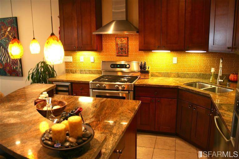 San Francisco, CA 94115,2579 Post ST #1/2