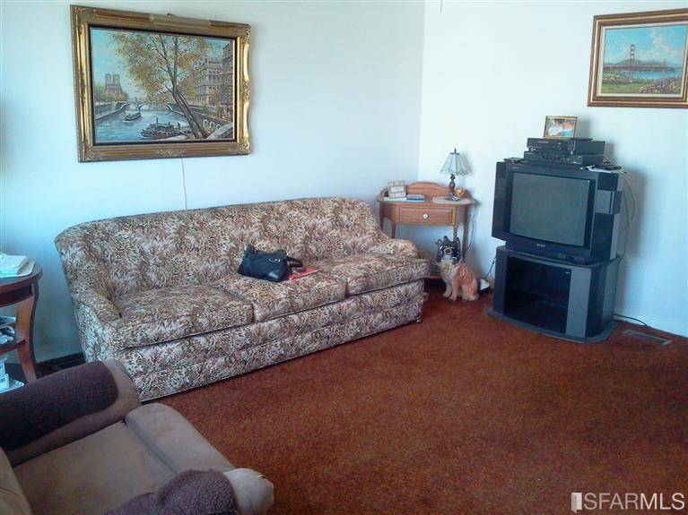 San Francisco, CA 94124,2009 Revere AVE