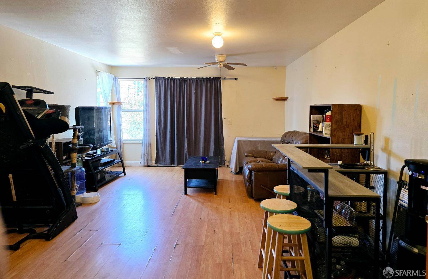 San Francisco, CA 94110,1270 South Van Ness AVE #A