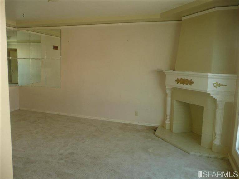 San Francisco, CA 94124,20 Topeka AVE