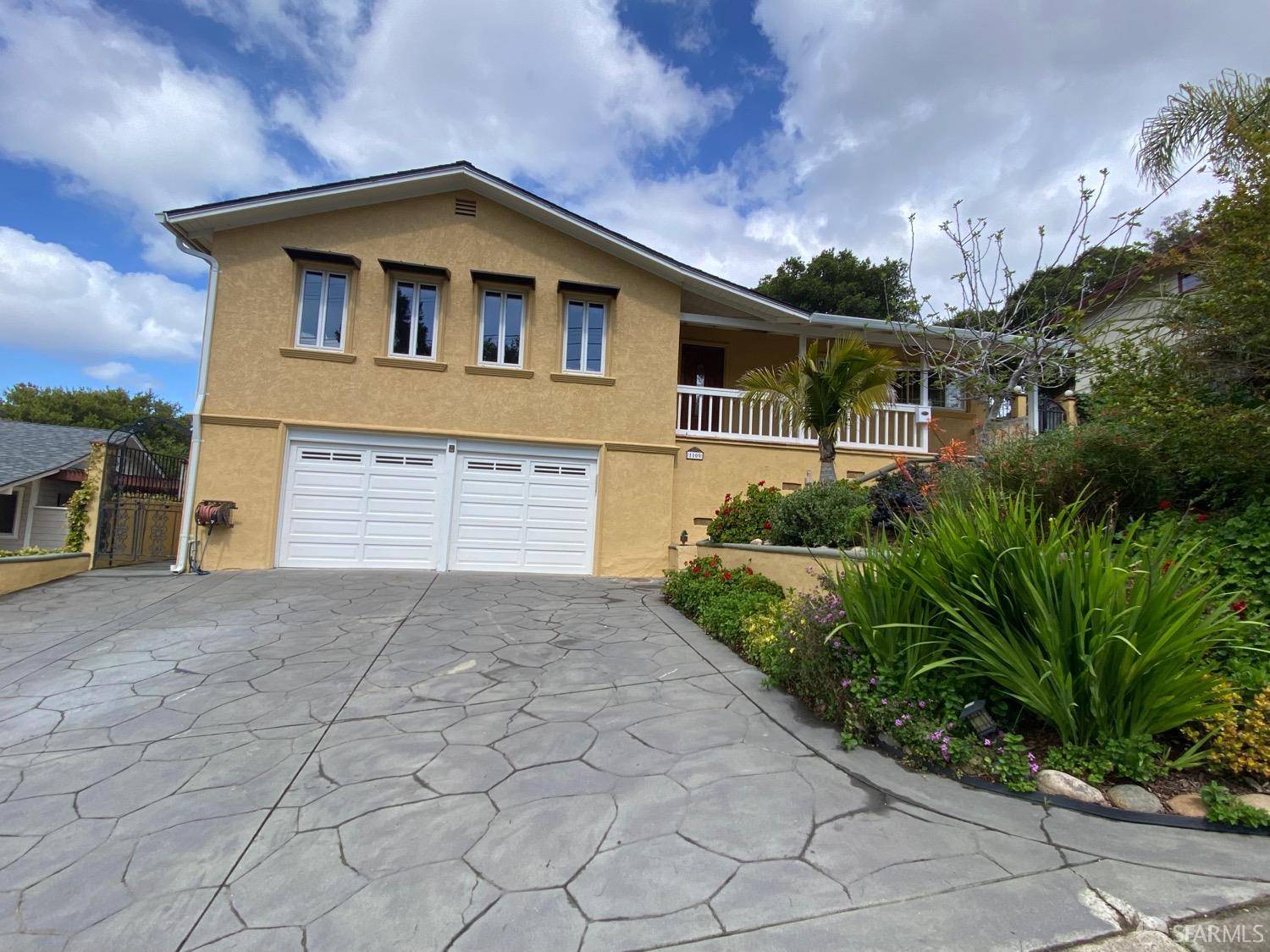 Belmont, CA 94002,1109 Alomar WAY