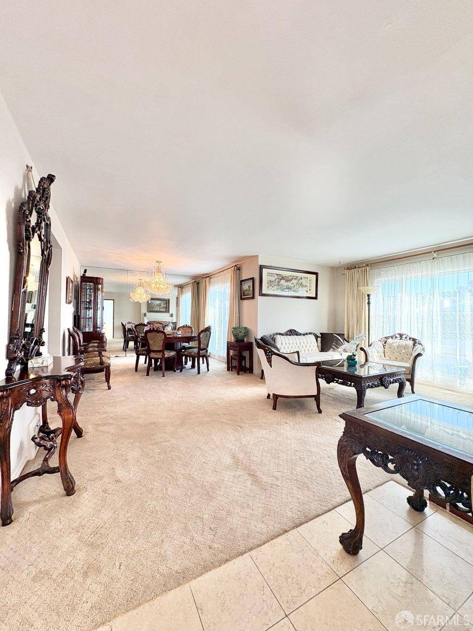 Daly City, CA 94015,992 Wildwood AVE