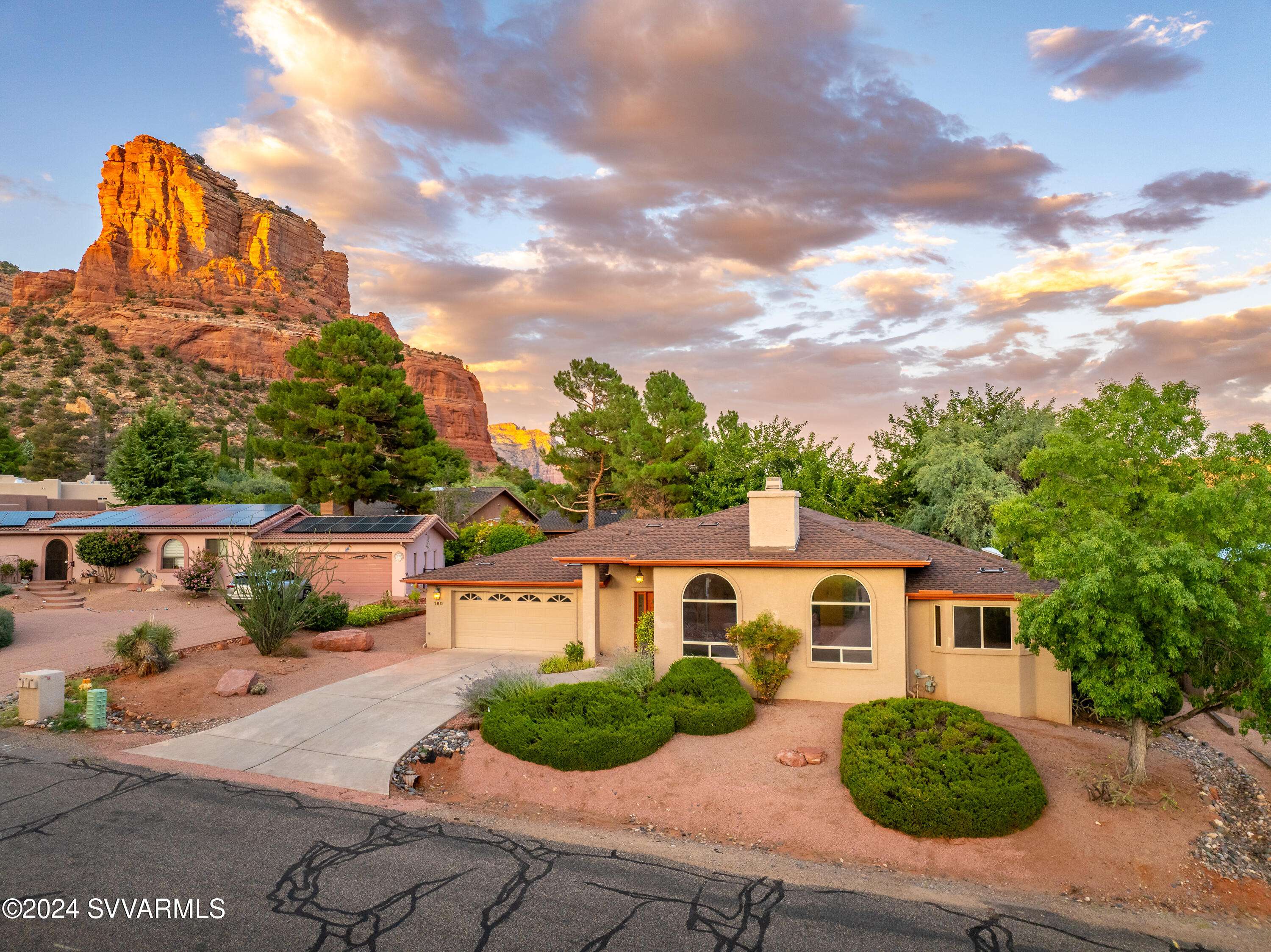 Sedona, AZ 86351,180 Redrock Rd Rd