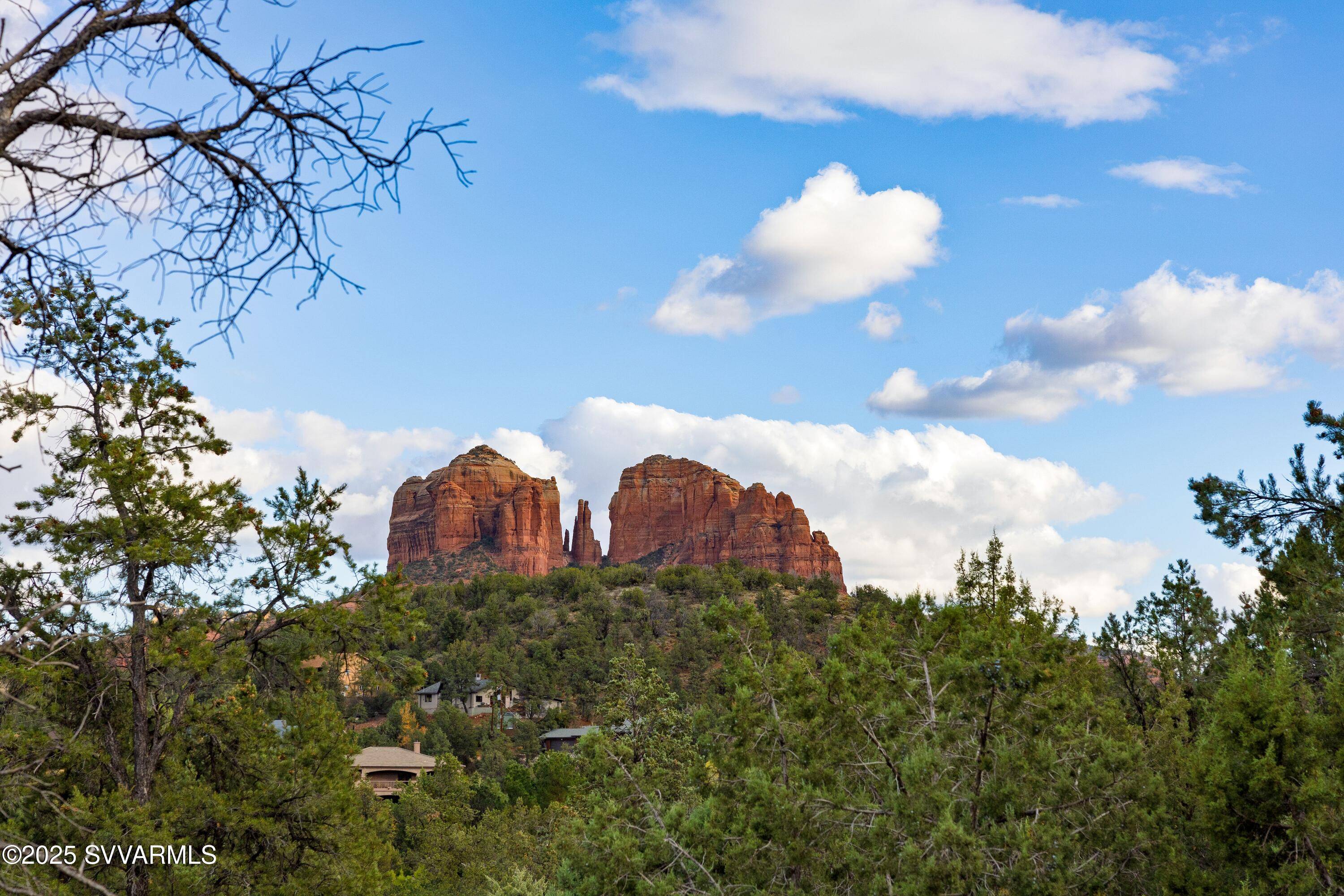 Sedona, AZ 86336,1960 Red Rock Loop Rd Rd