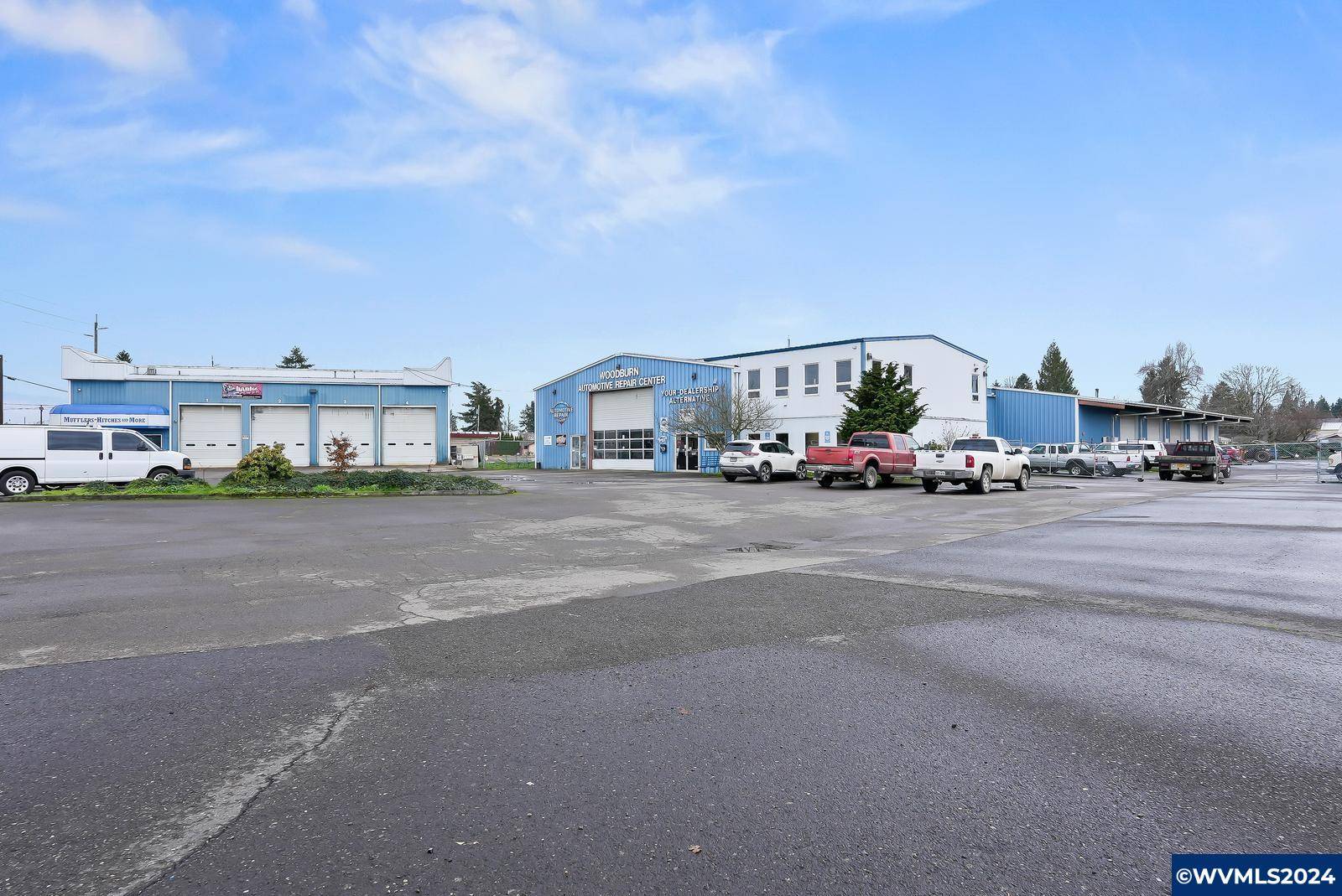 Woodburn, OR 97071,555 Pacific Hwy
