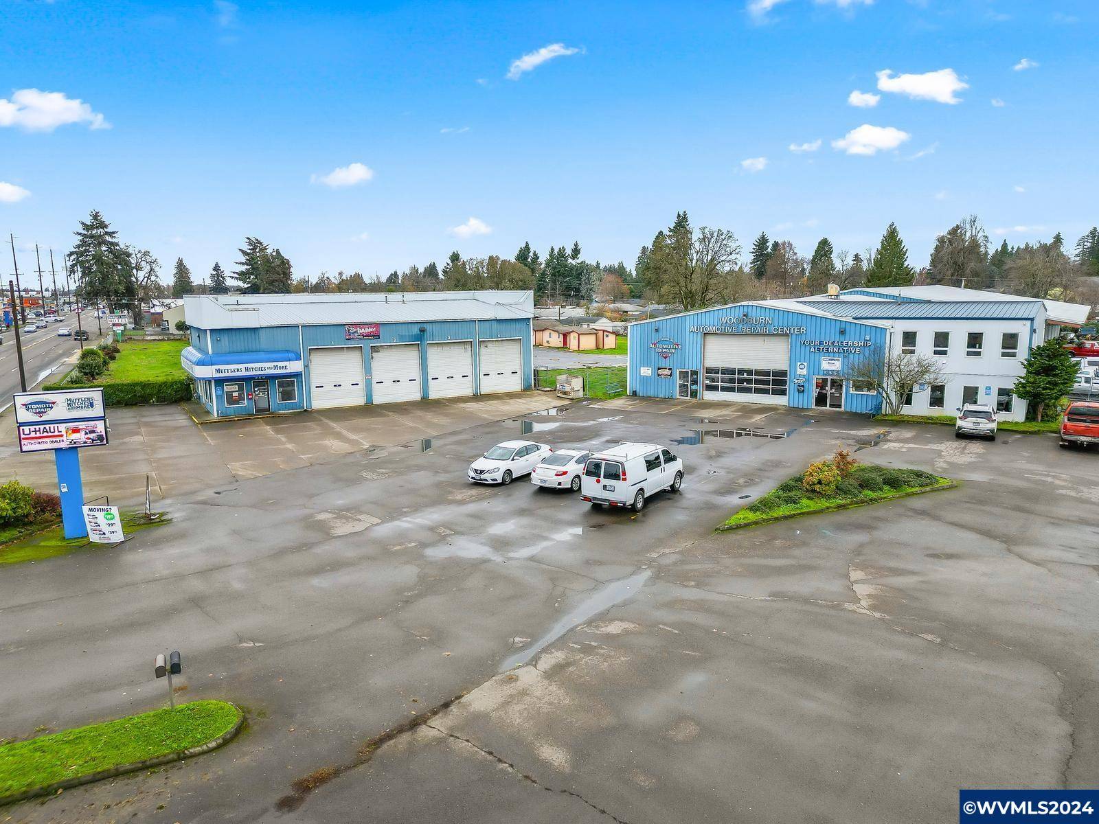 Woodburn, OR 97071,555 Pacific Hwy