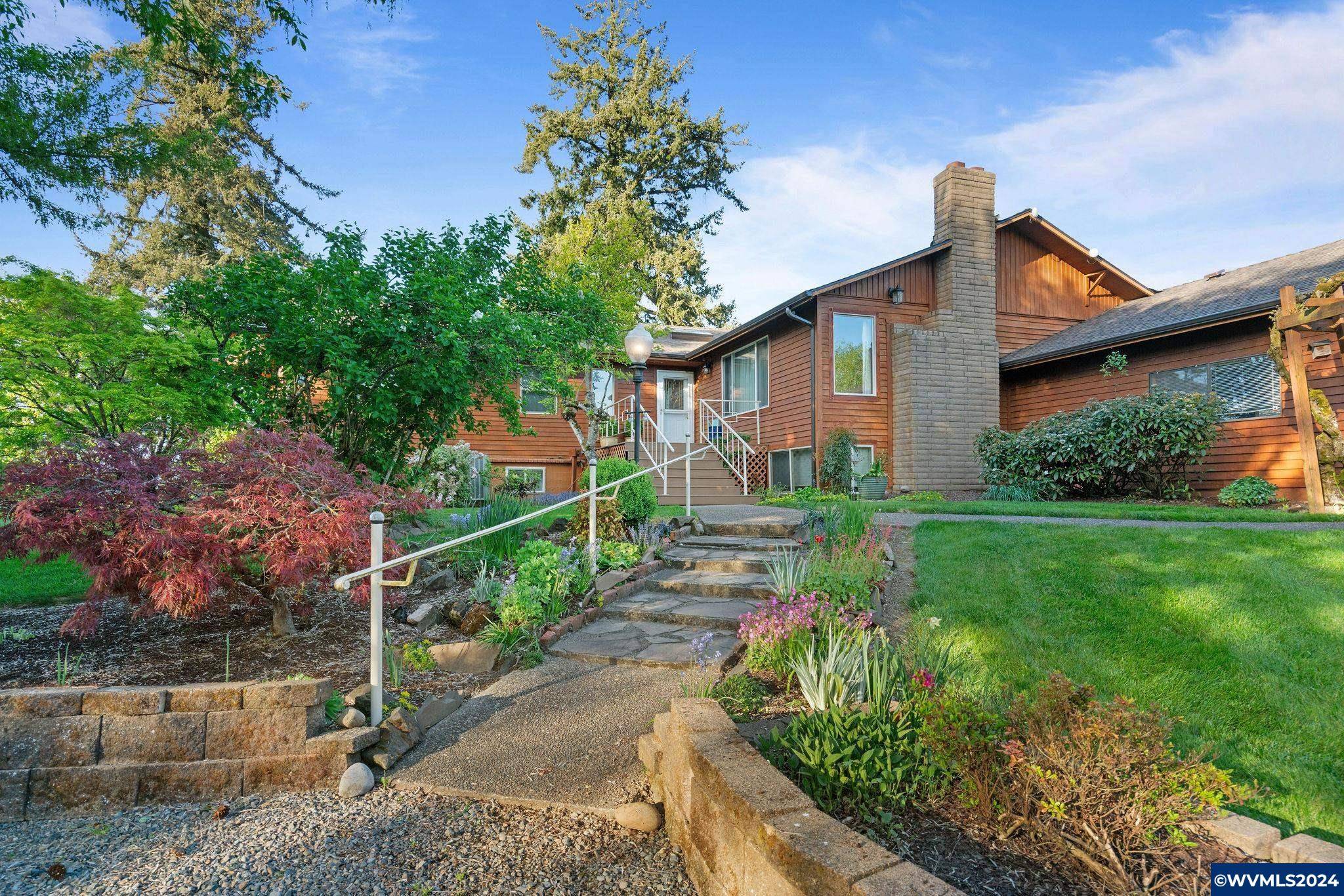 Jefferson, OR 97352,3198 Salamander Rd SE SE