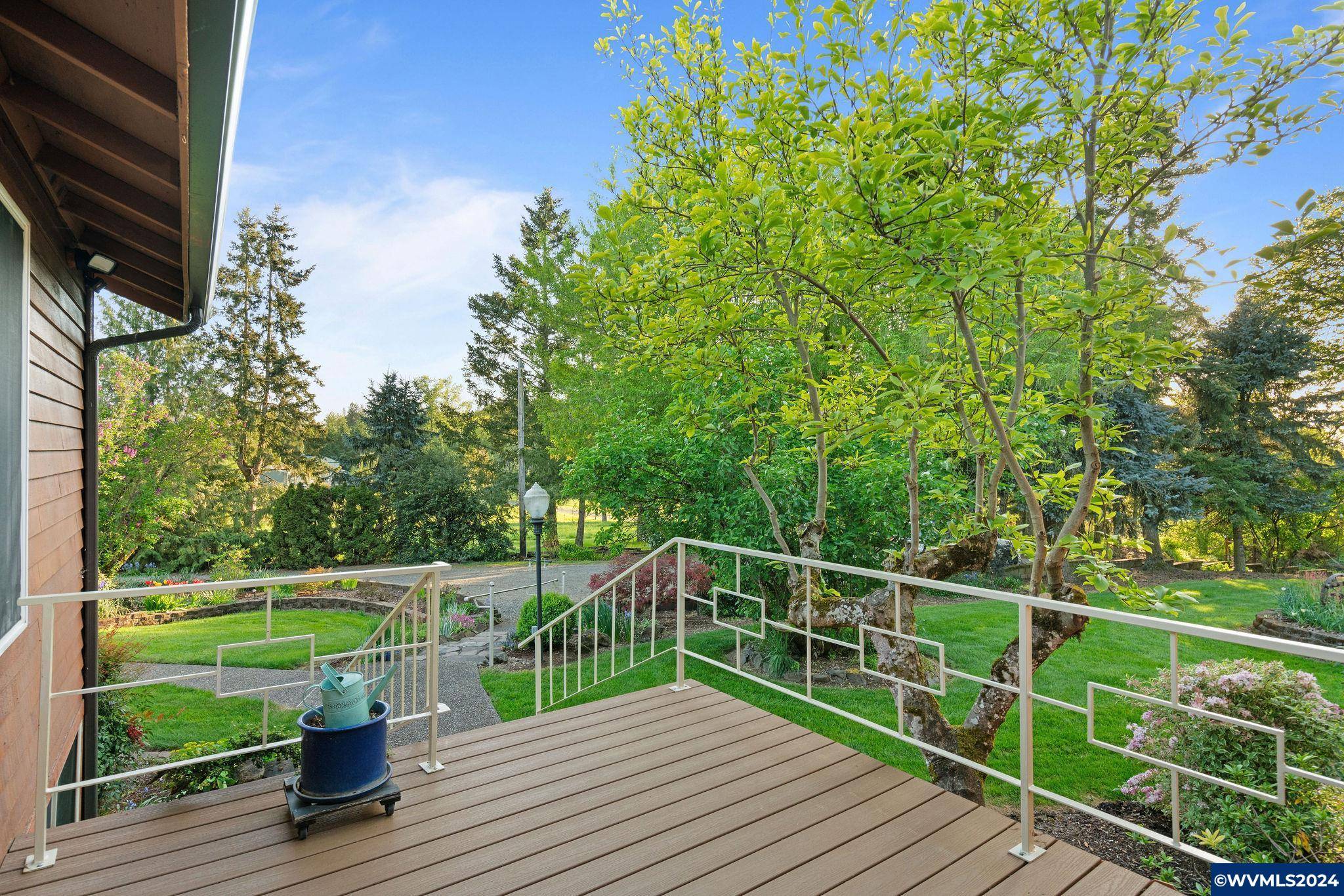 Jefferson, OR 97352,3198 Salamander Rd SE SE