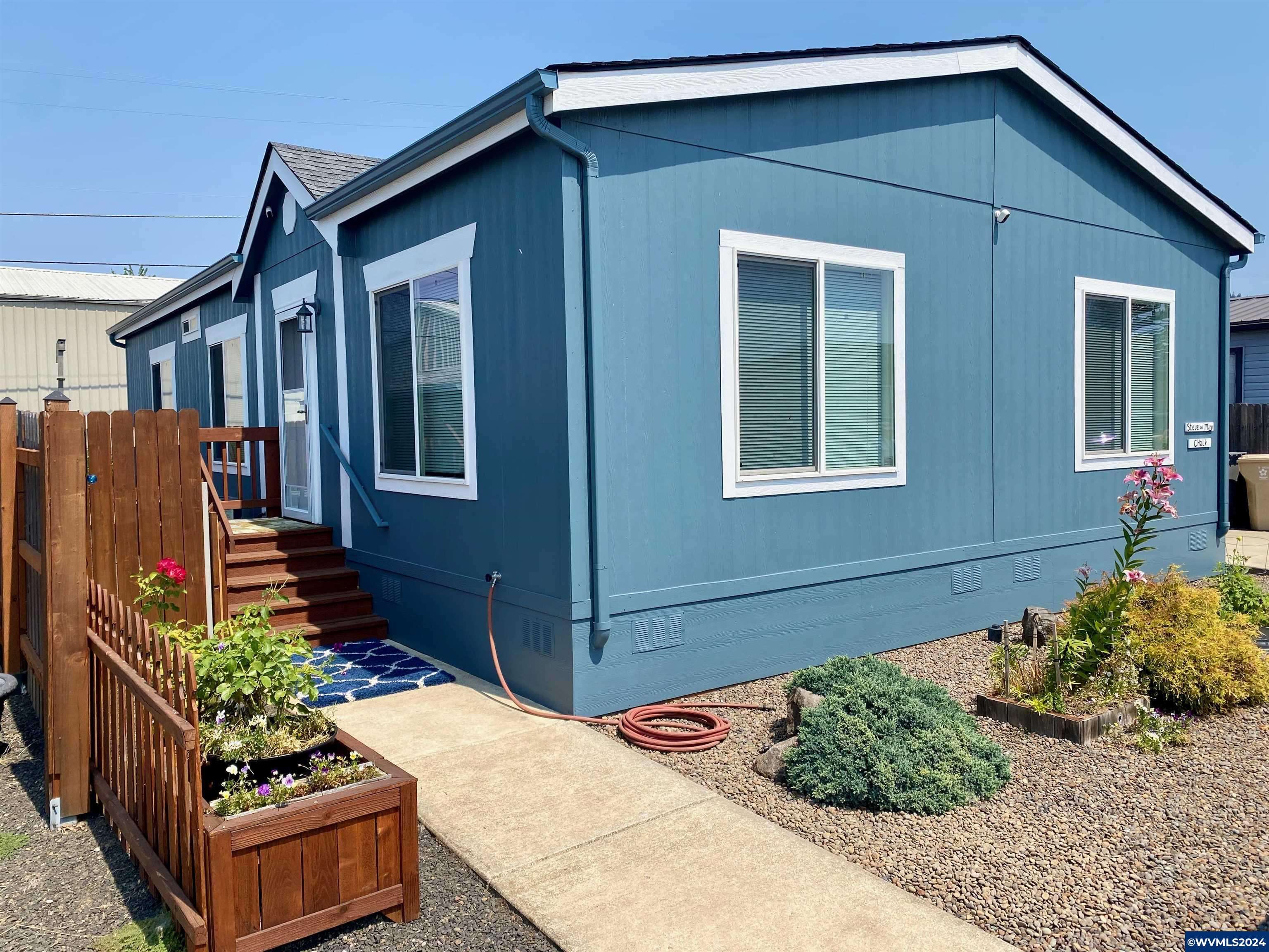 Lebanon, OR 97355,200 Market St