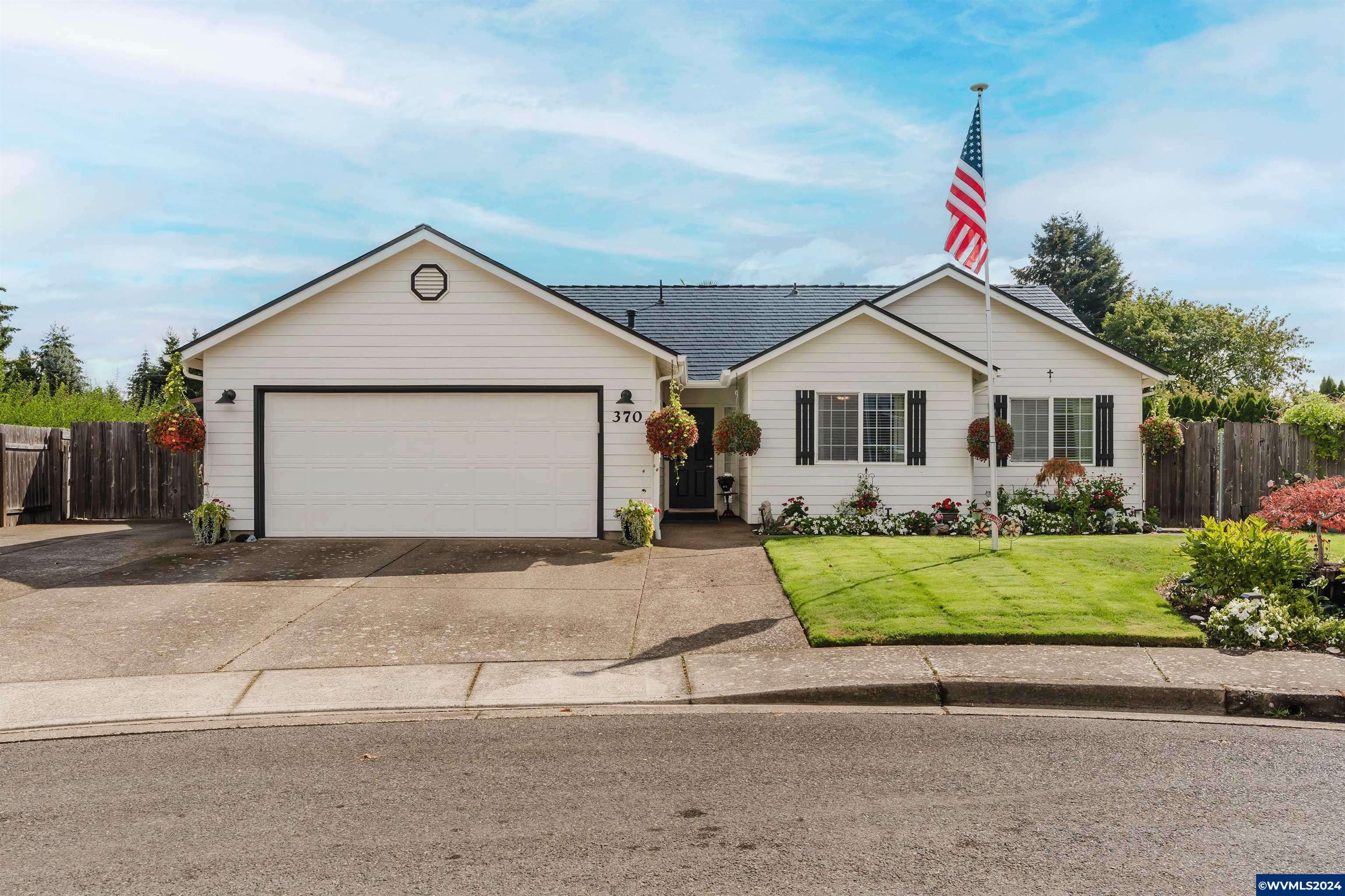 Dallas, OR 97338,370 Davis Ct