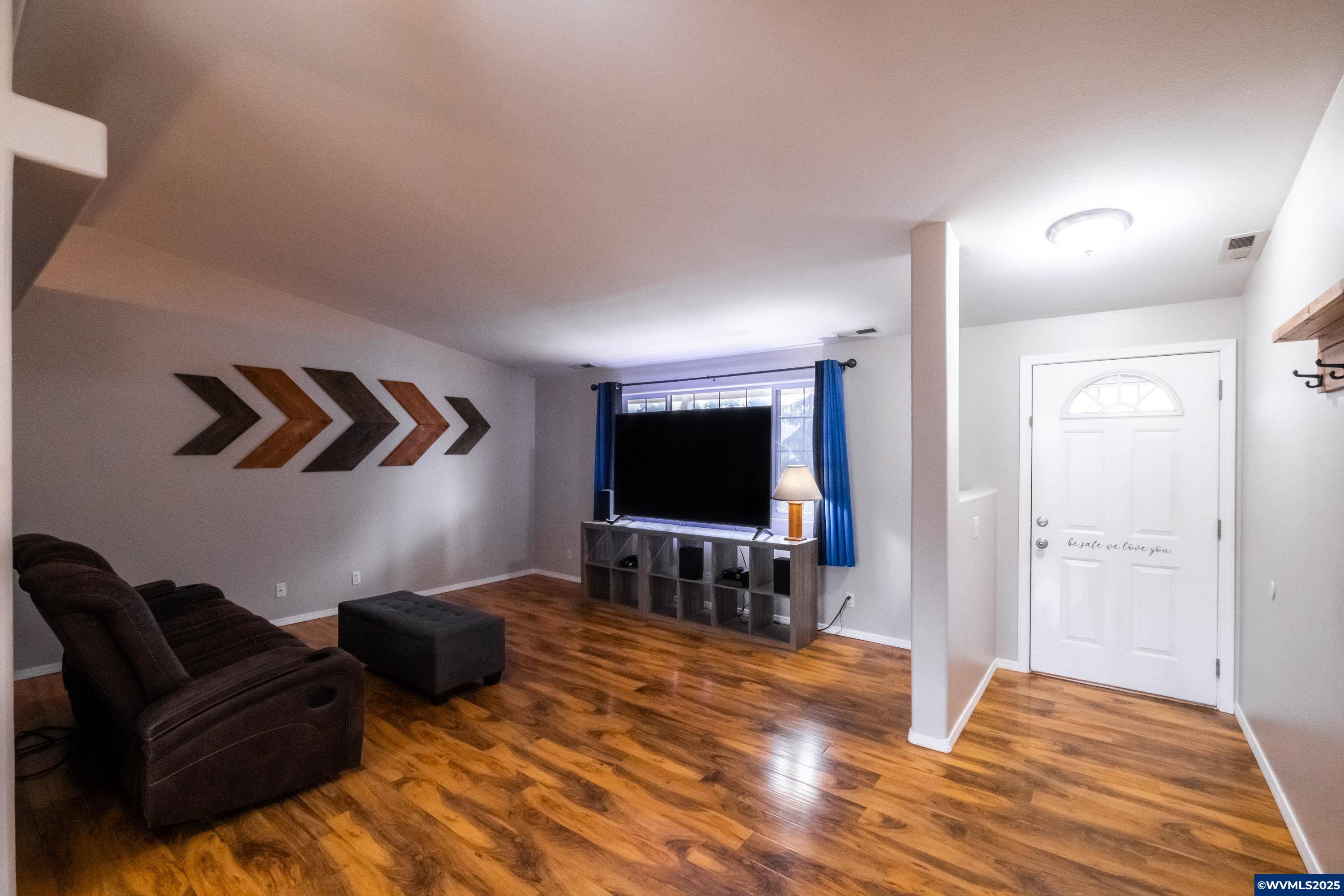 Sweet Home, OR 97386,1046 26th Ct
