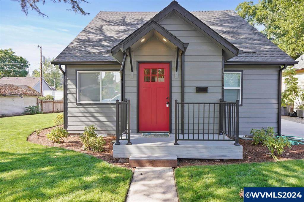 Salem, OR 97304,1117 6th (-1119) St NW NW