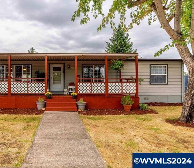 Lebanon, OR 97355,3299 Galena Lp