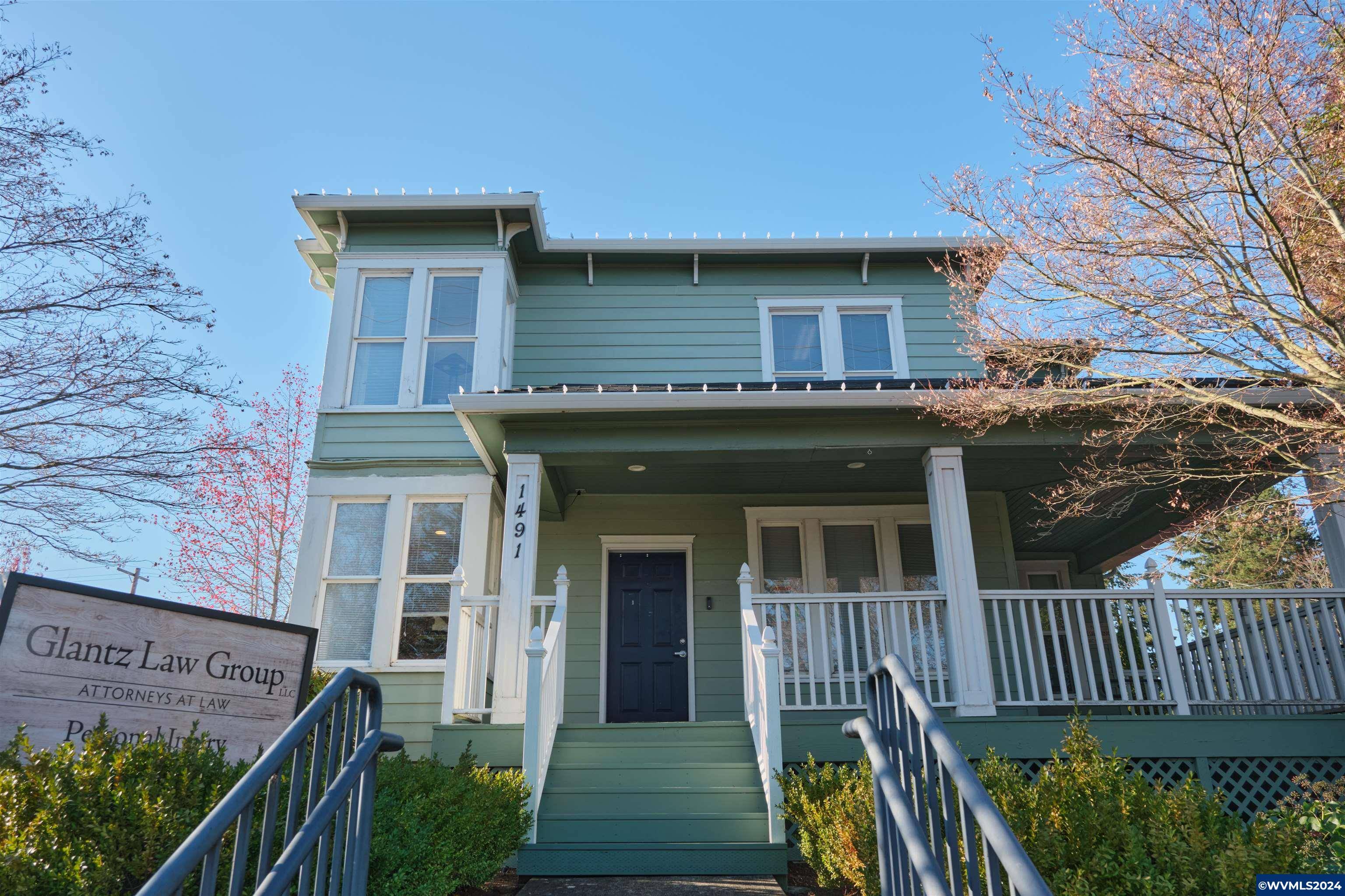 Salem, OR 97302,1491 Commercial St SE SE