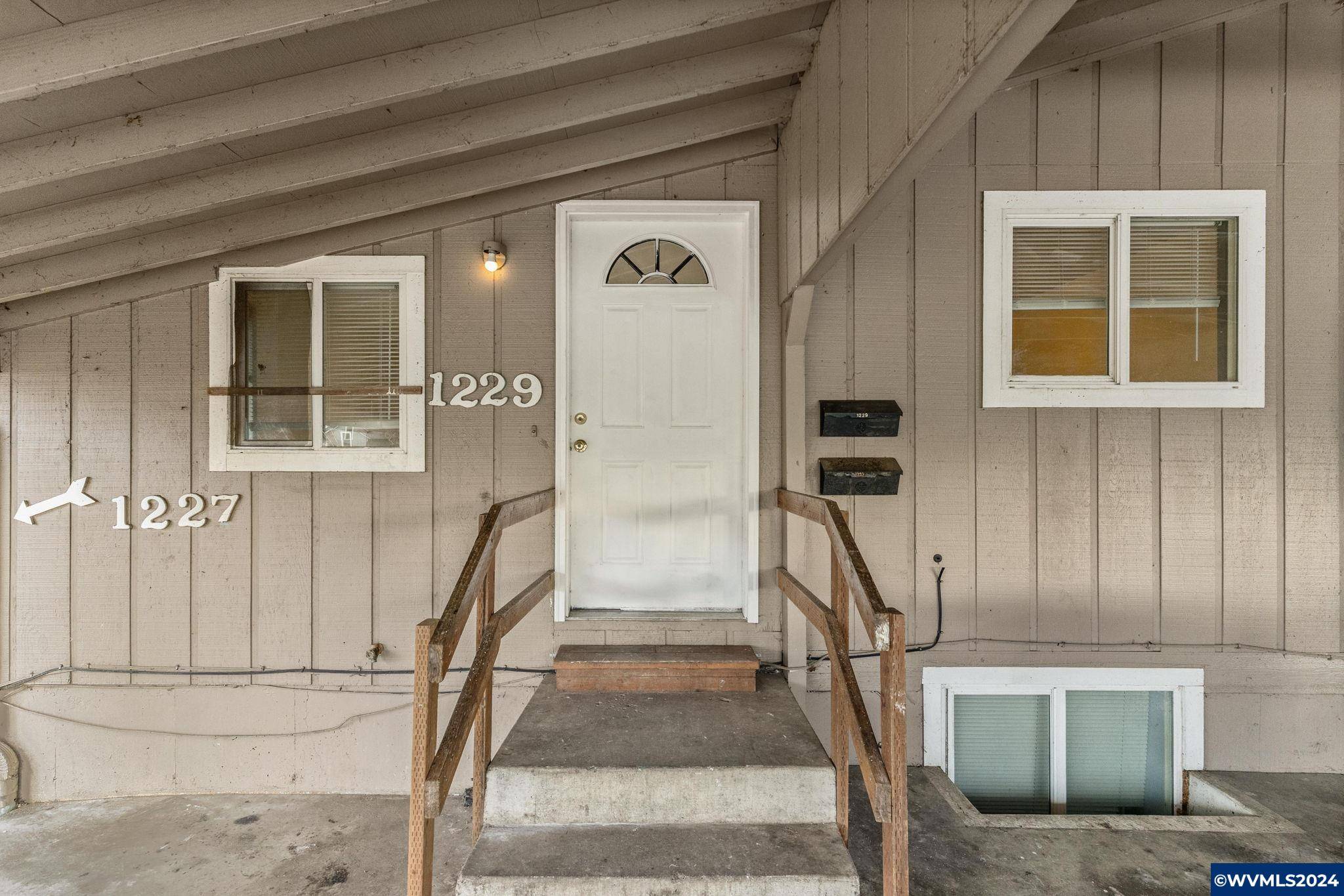 Albany, OR 97321,1227 Water Av NE NE