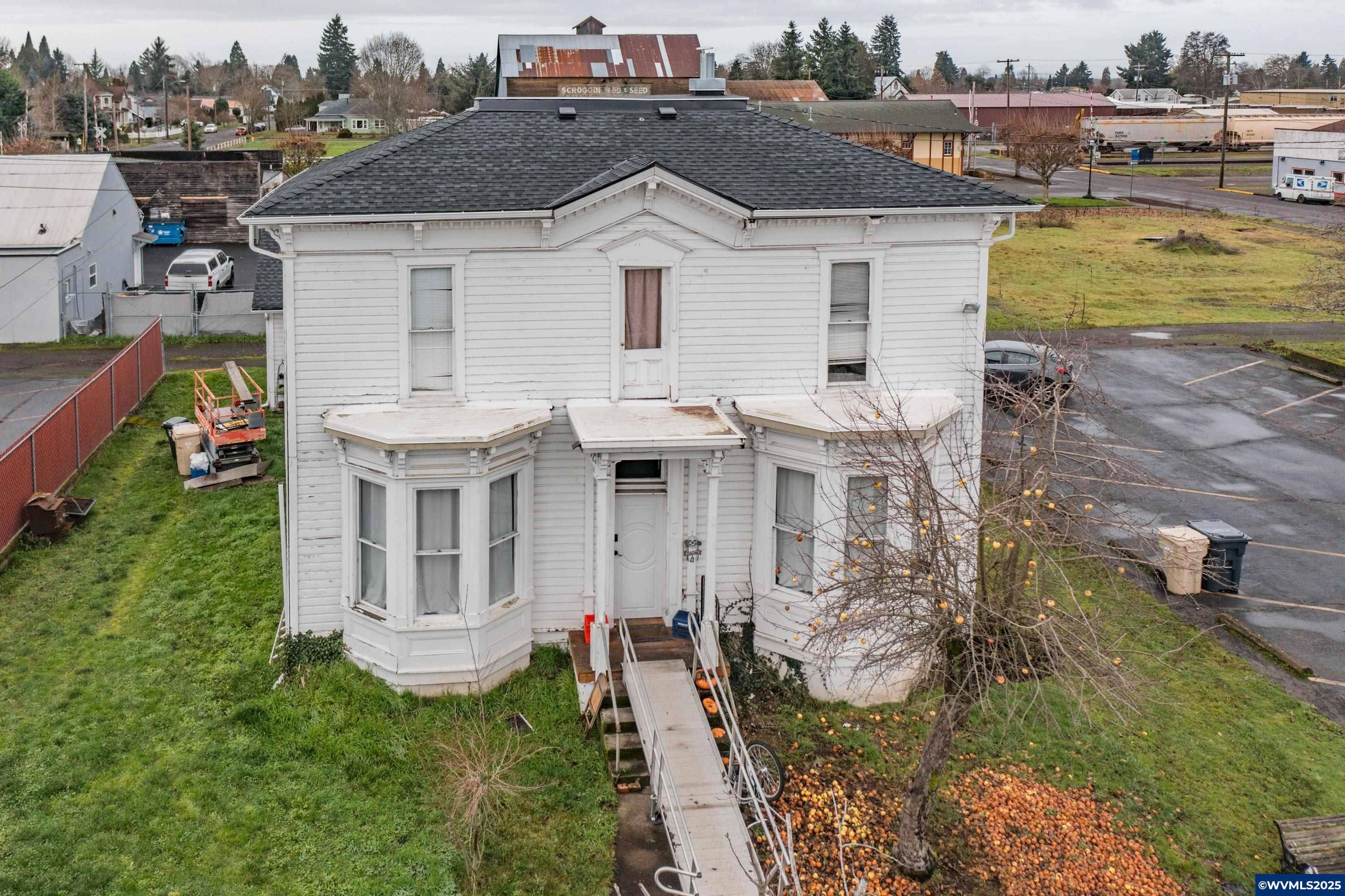 Lebanon, OR 97355,760 2nd St