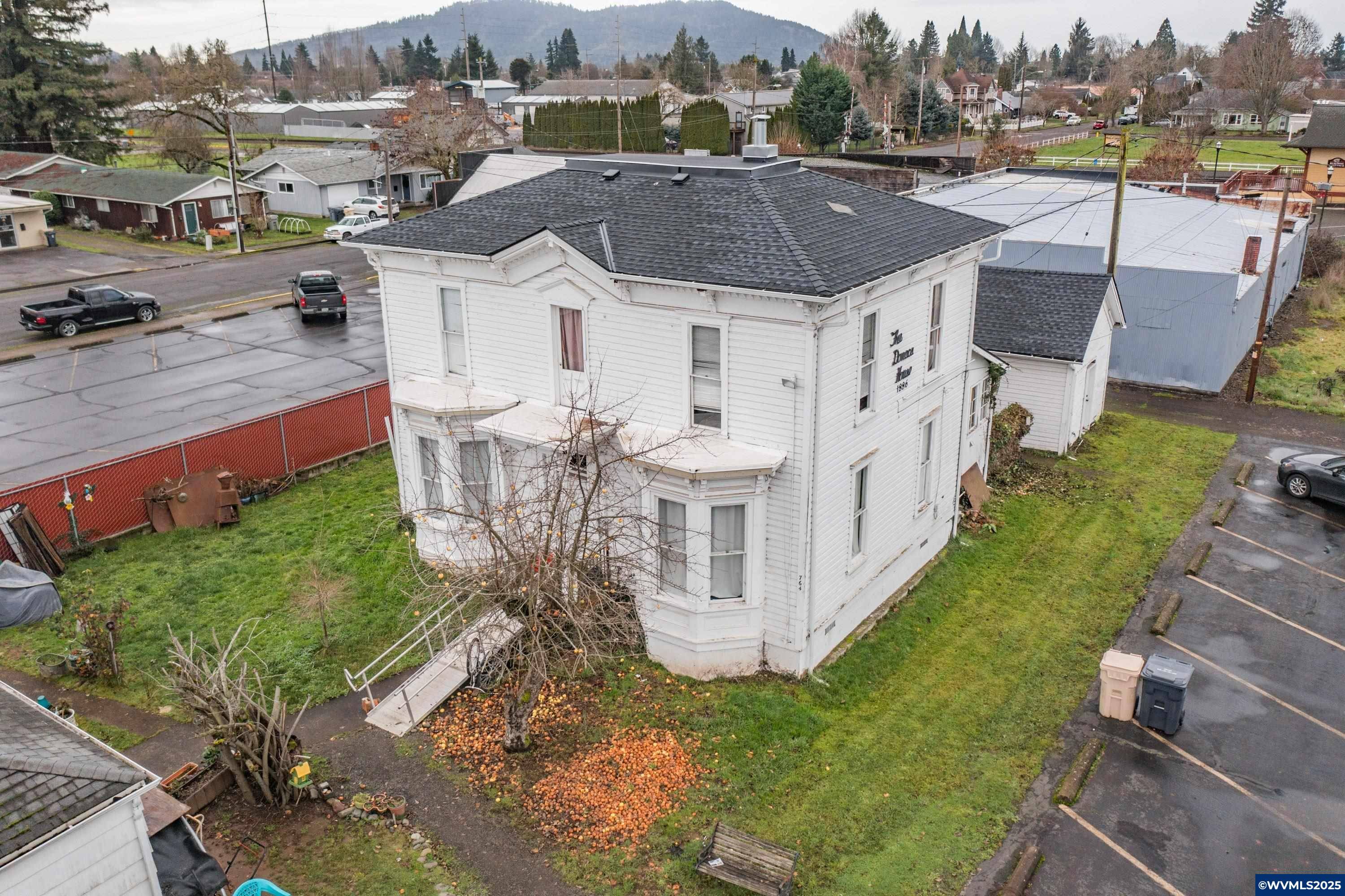 Lebanon, OR 97355,760 2nd St
