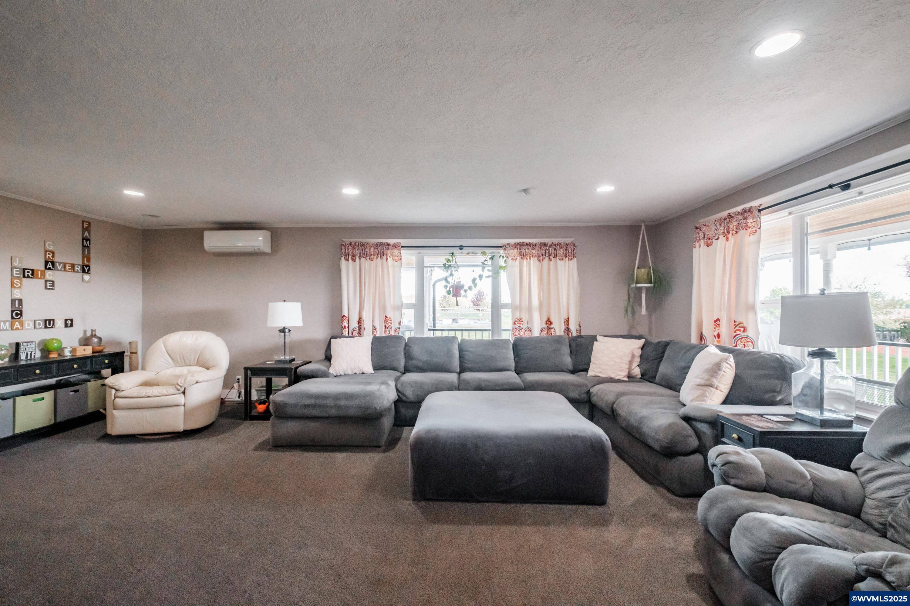Turner, OR 97392,7873 Parker Ln SE SE