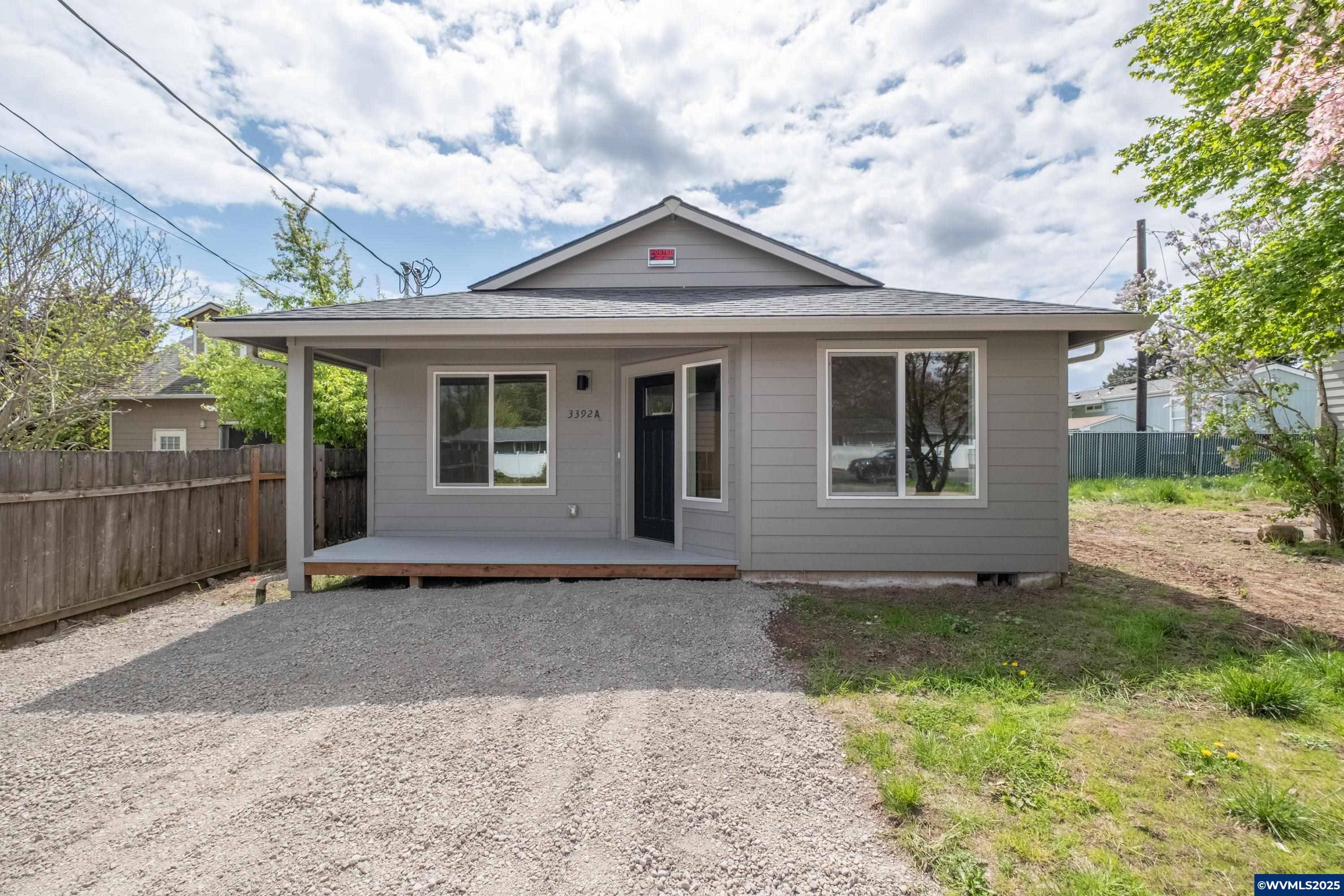Salem, OR 97301,3392 Sunnyview Rd NE NE
