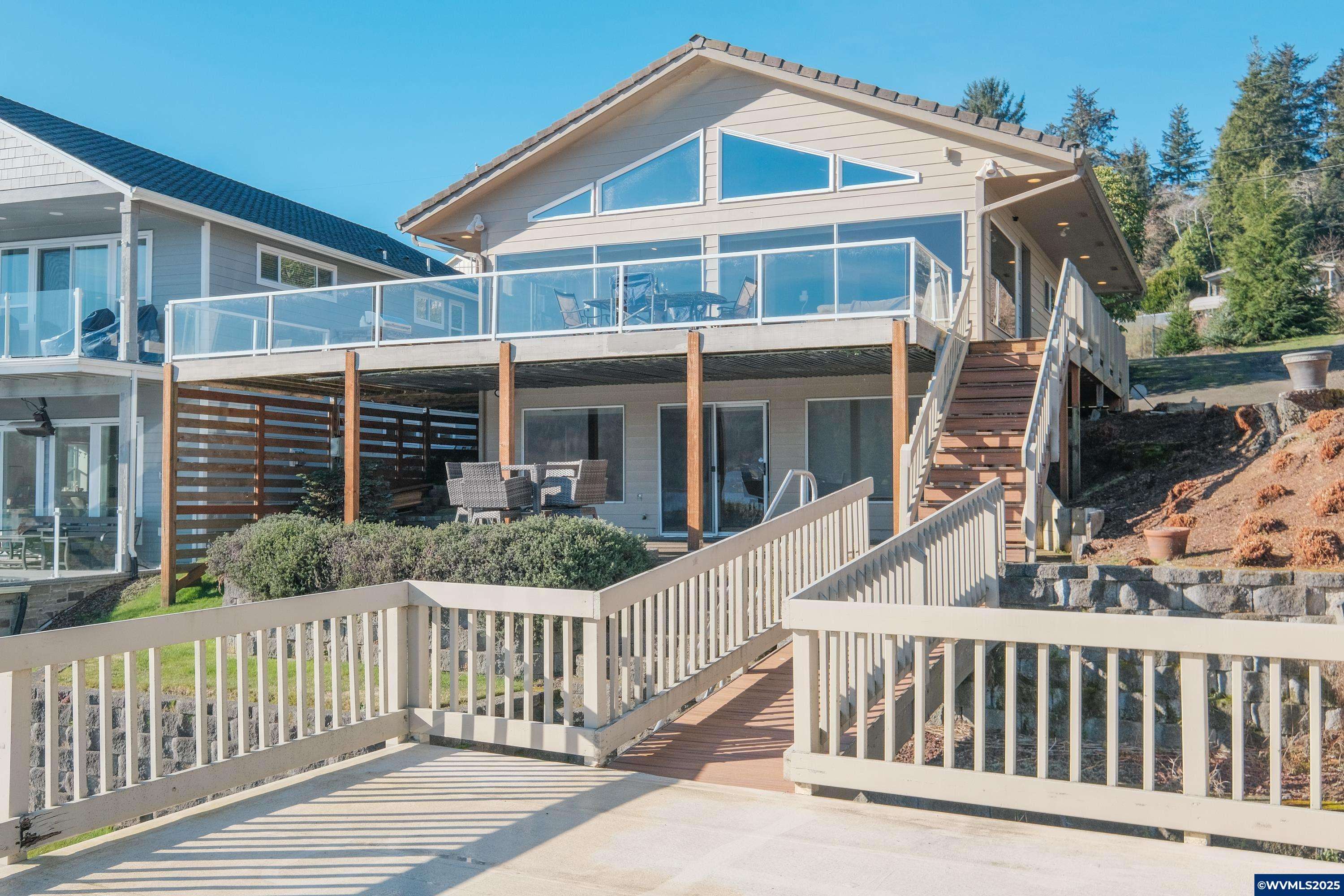 Lincoln City, OR 97367,1508 Lake Dr