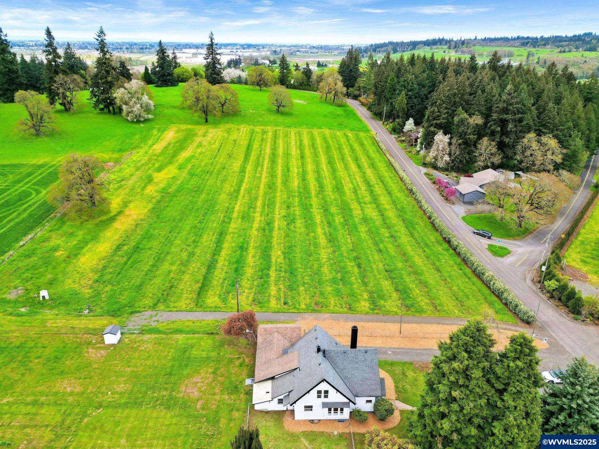 Salem, OR 97317,6221 Coates Dr SE SE