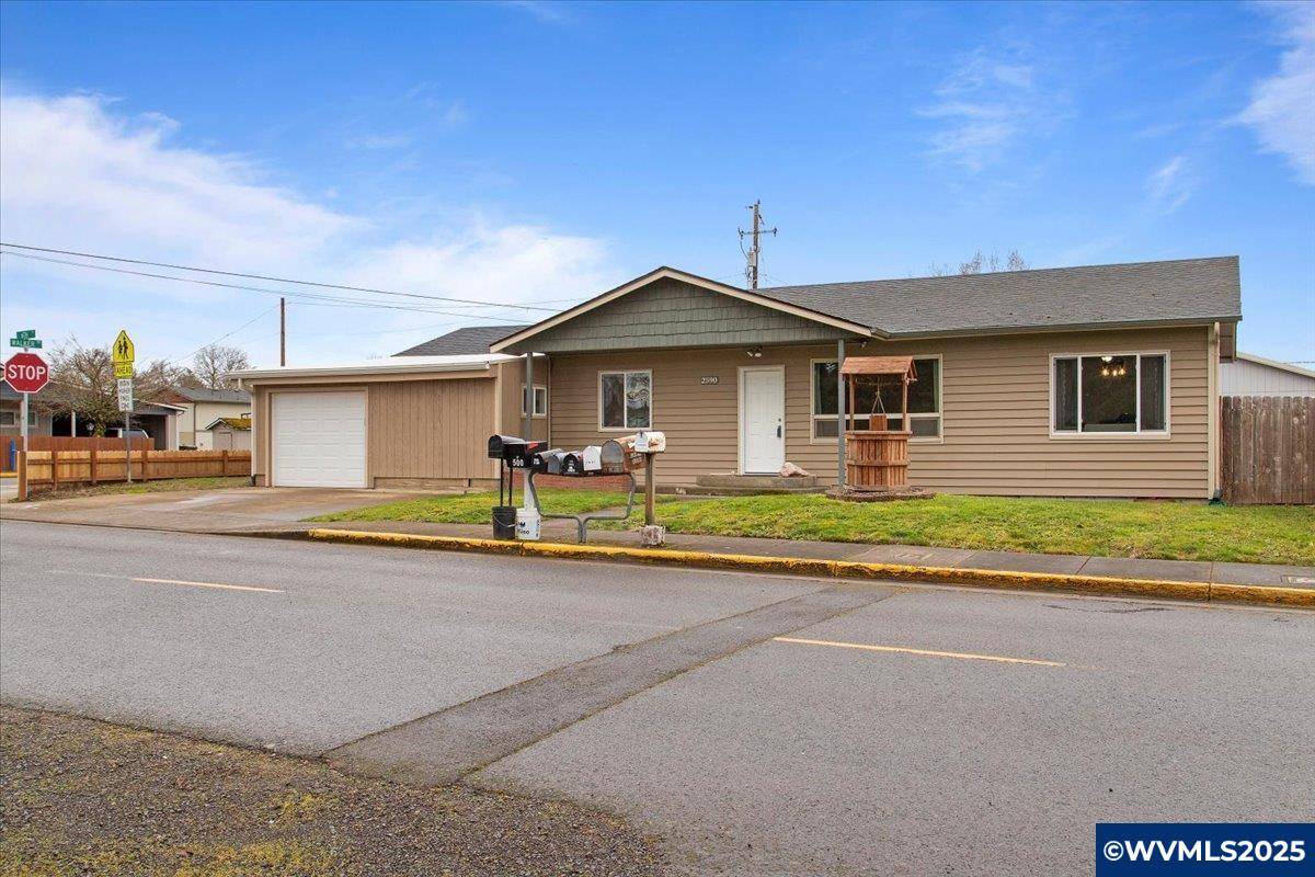 Lebanon, OR 97355,2590 6th St