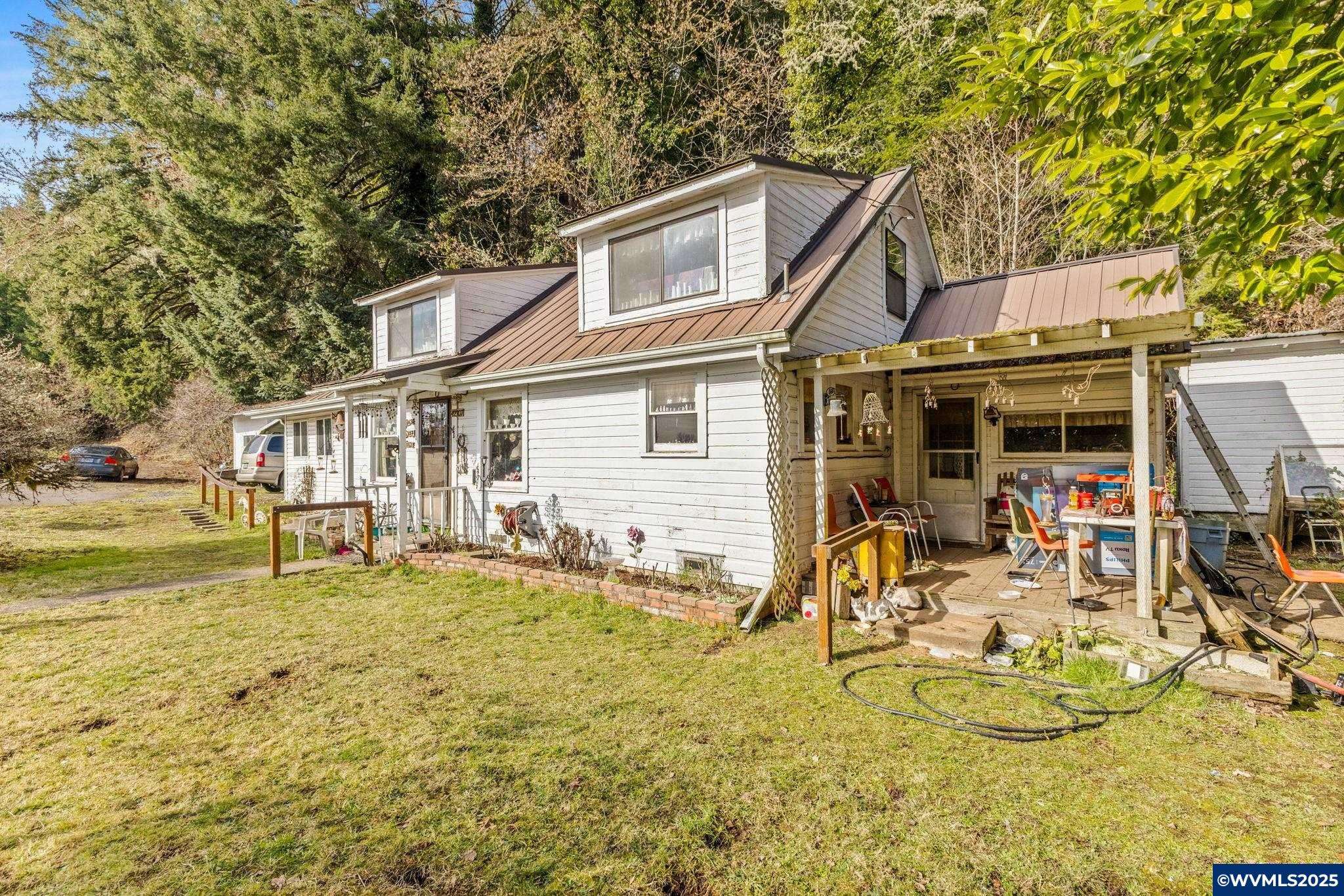 Sweet Home, OR 97386,42307 River Dr