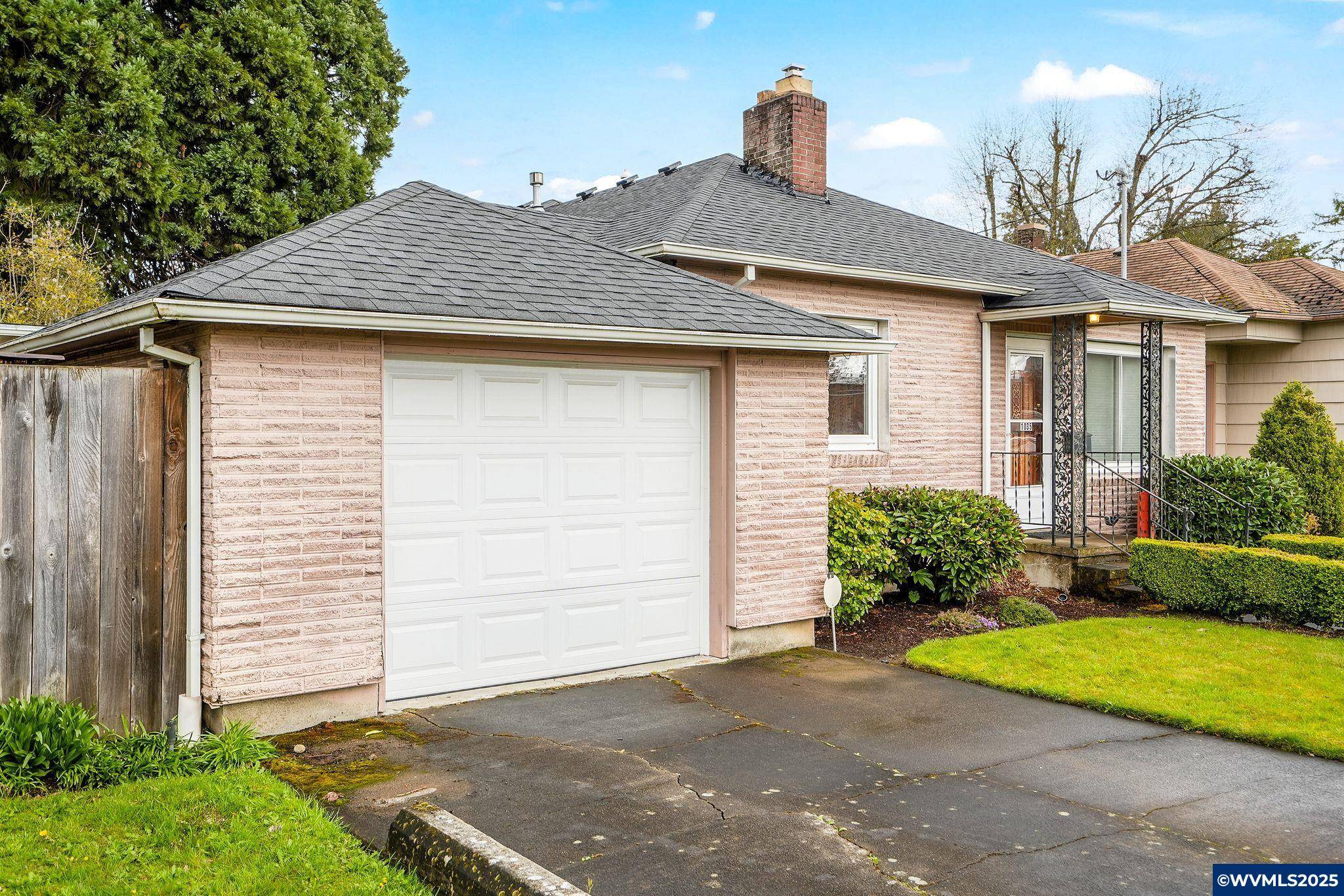 Stayton, OR 97383,1035 3rd Av